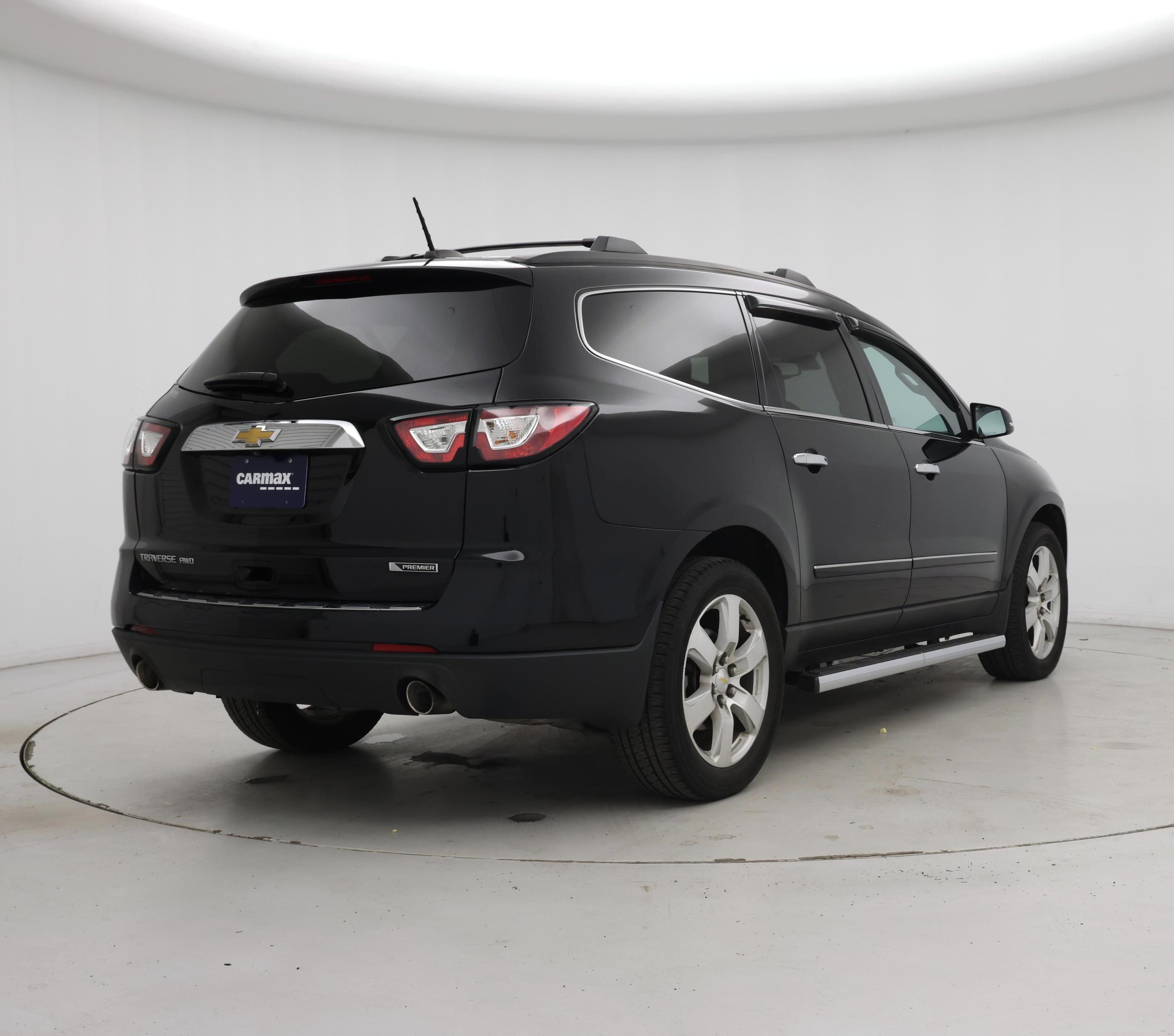 Thumbnail: 2017 Chevrolet Traverse - 8