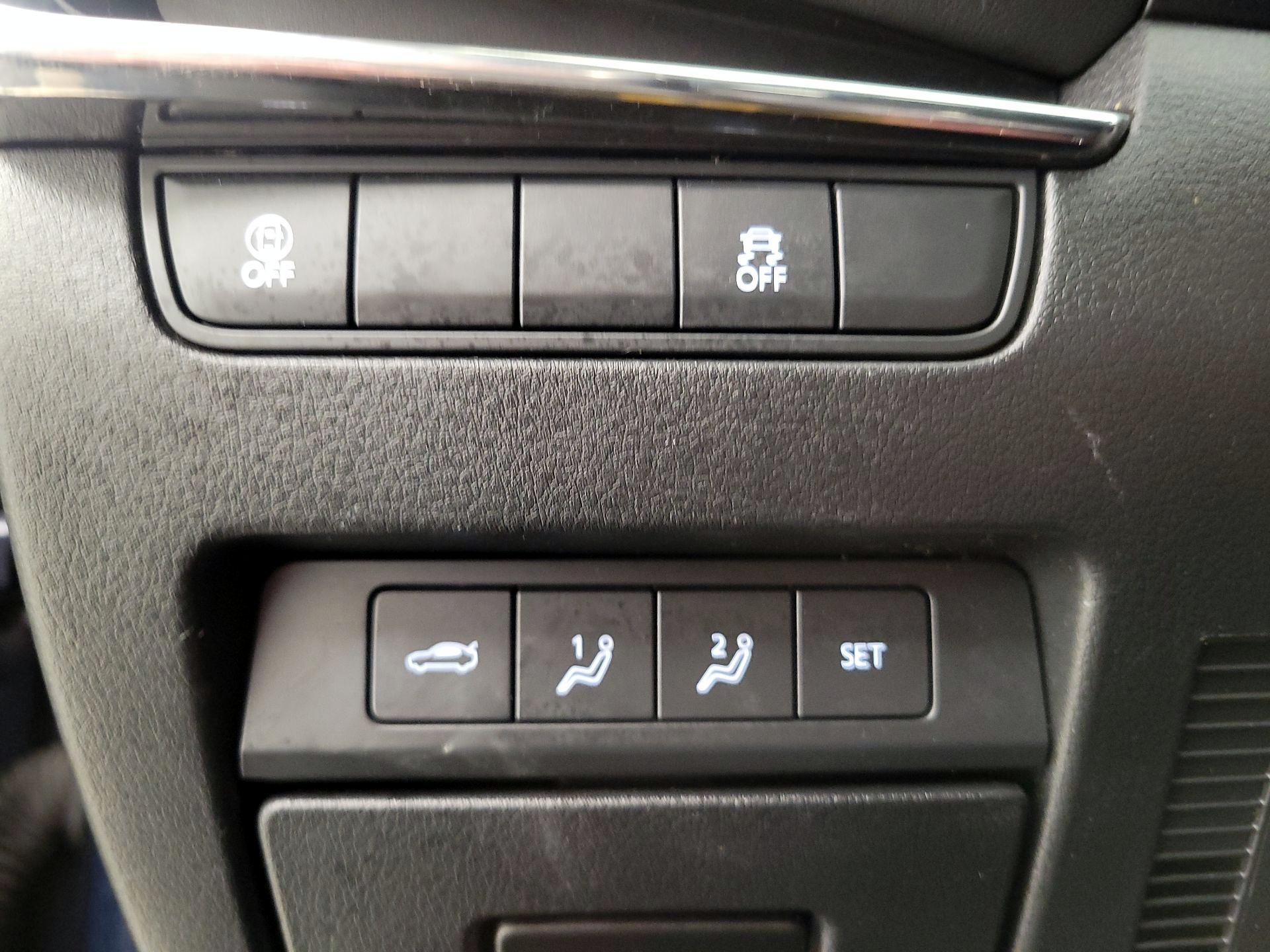 Thumbnail: 2021 Mazda Mazda3 - 13