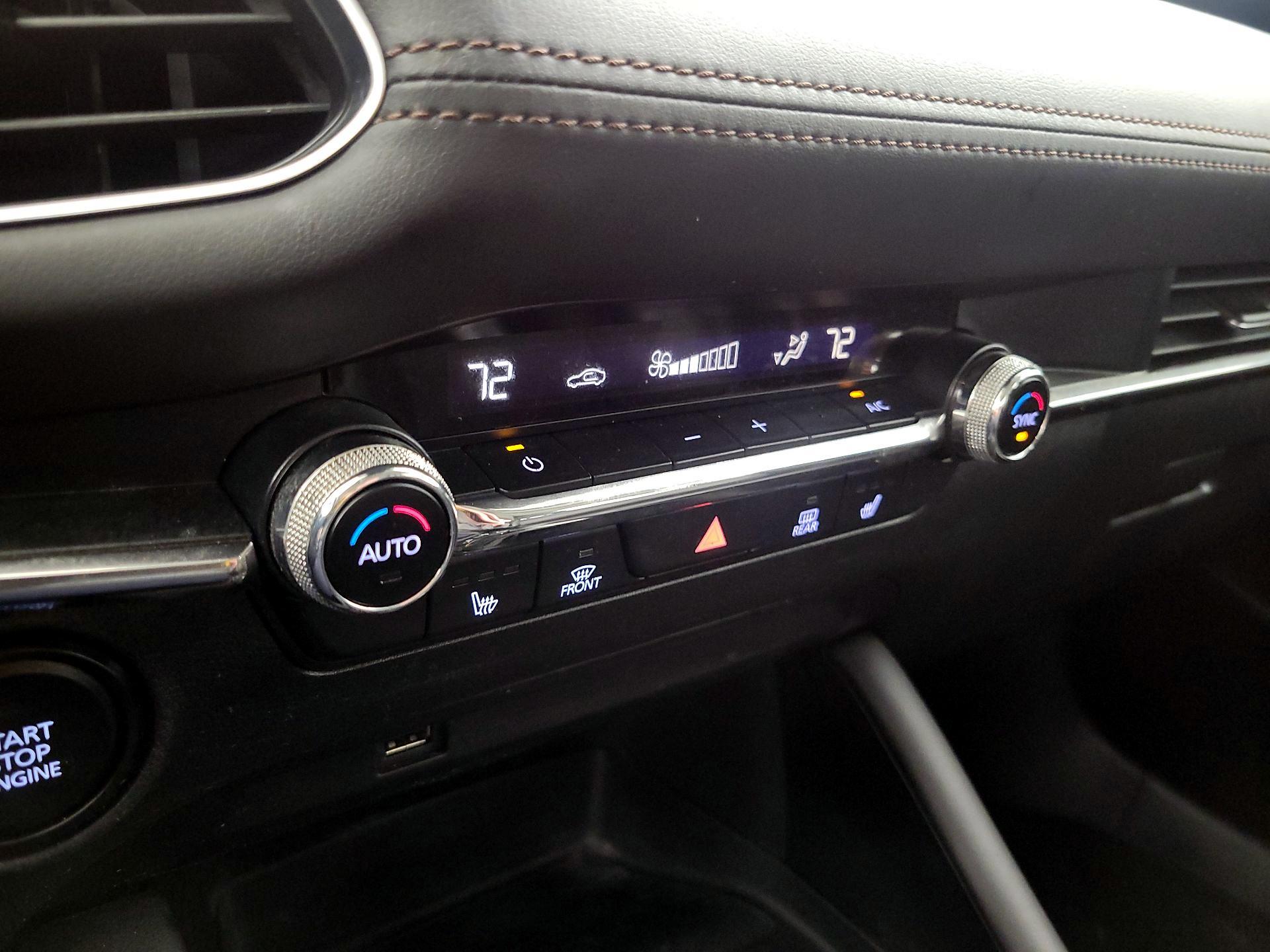 Thumbnail: 2021 Mazda Mazda3 - 17