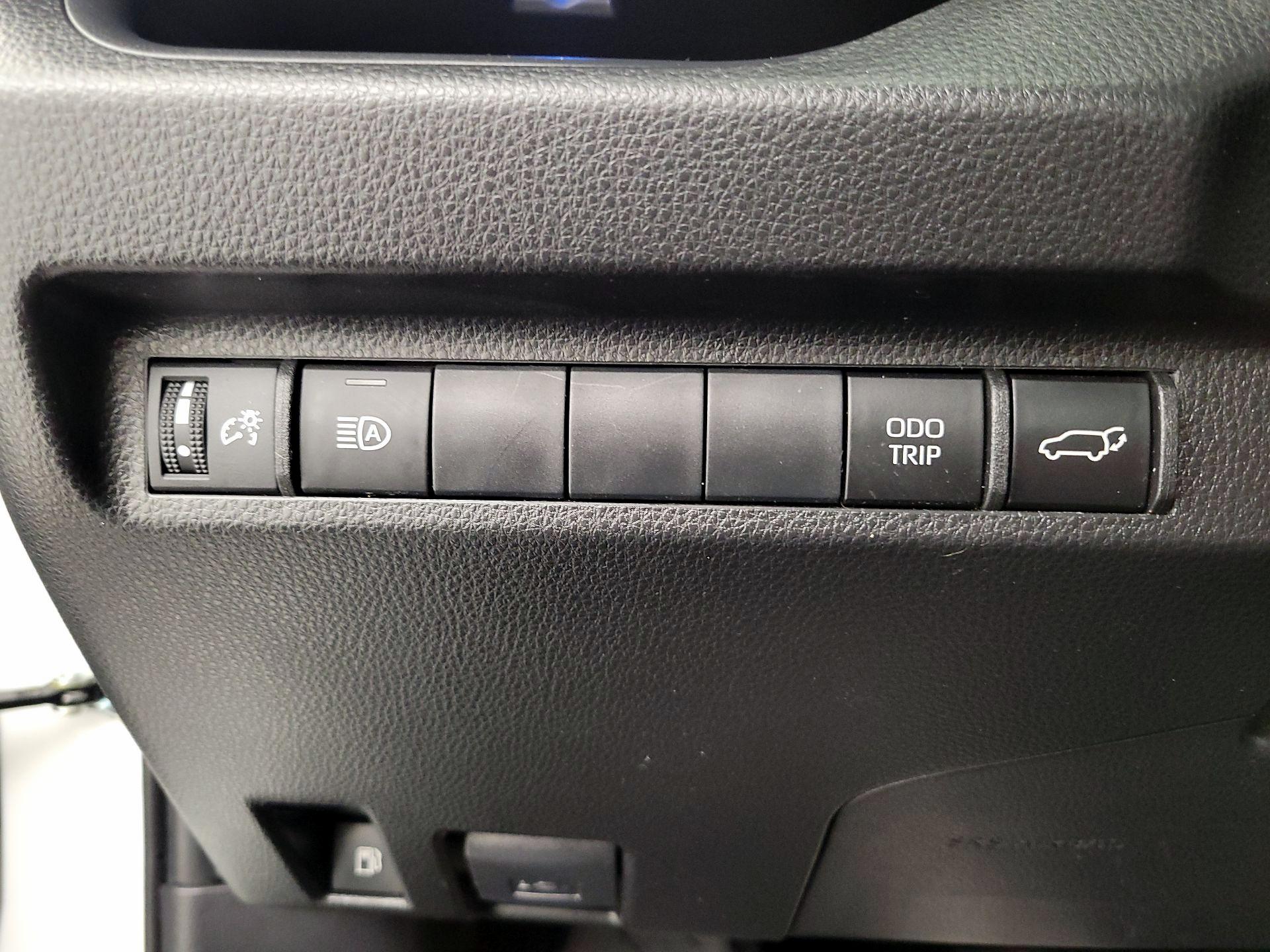 Thumbnail: 2024 Toyota RAV4 - 13