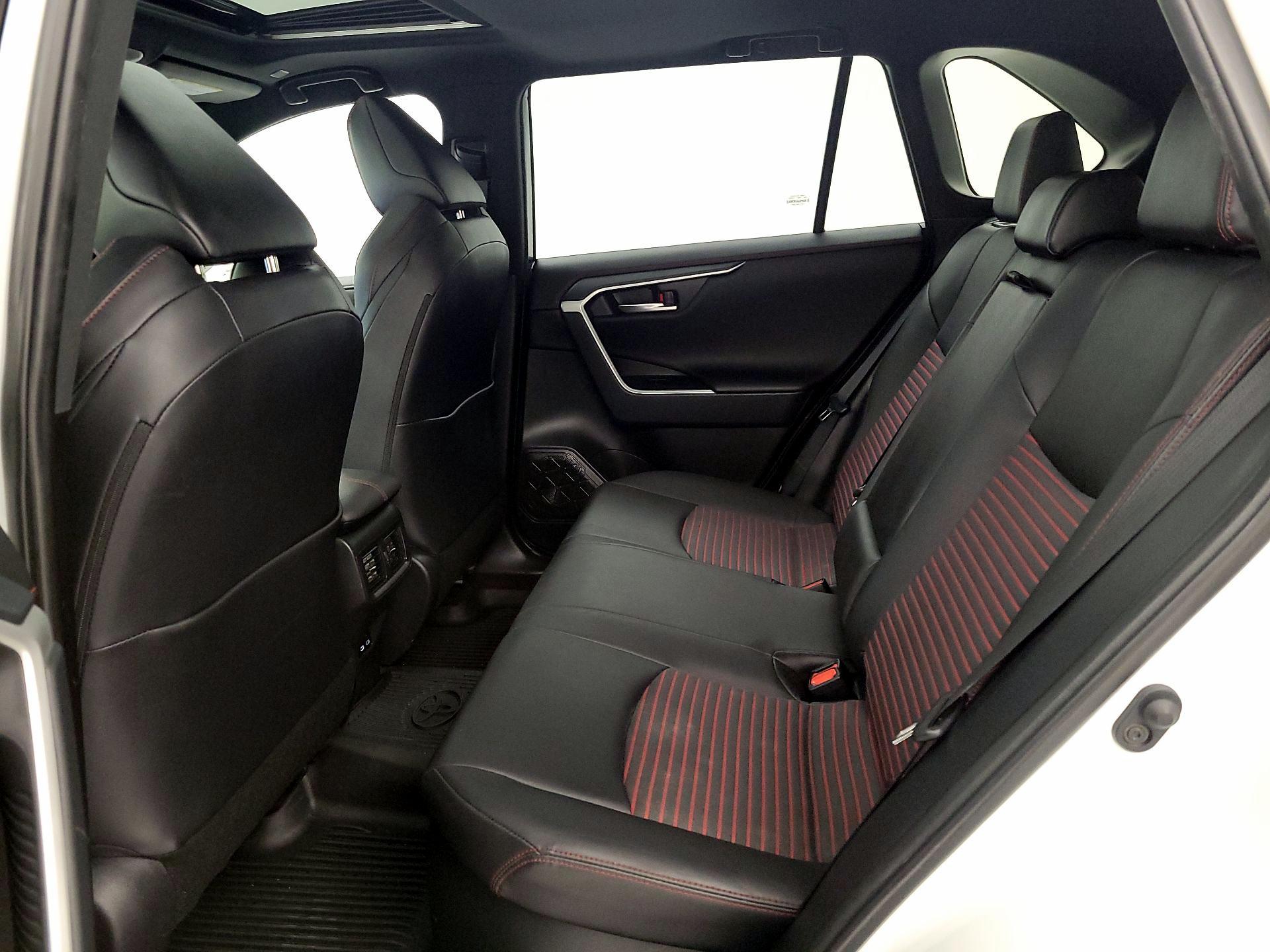 Thumbnail: 2024 Toyota RAV4 - 19