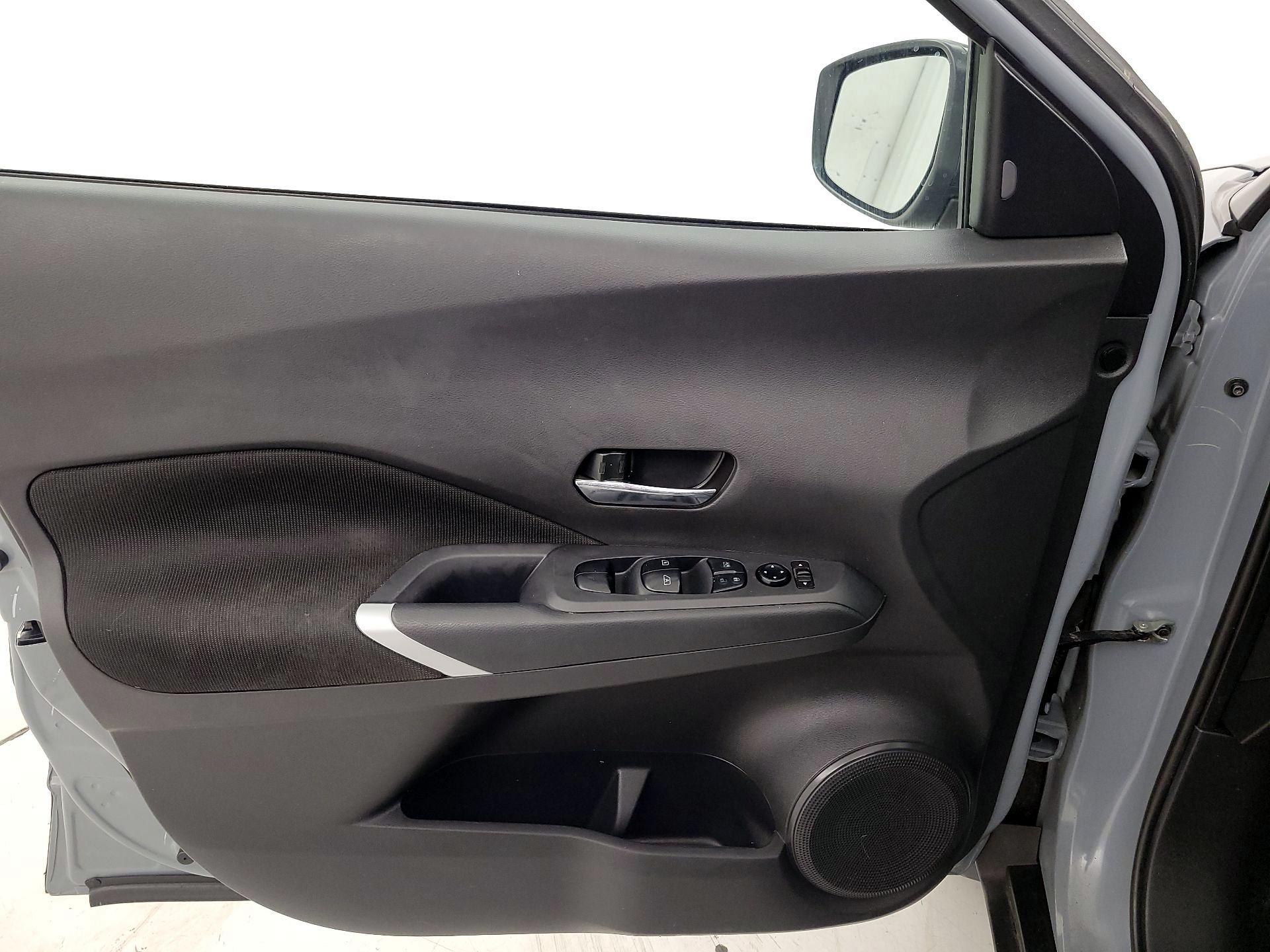 Thumbnail: 2024 Nissan Kicks - 12