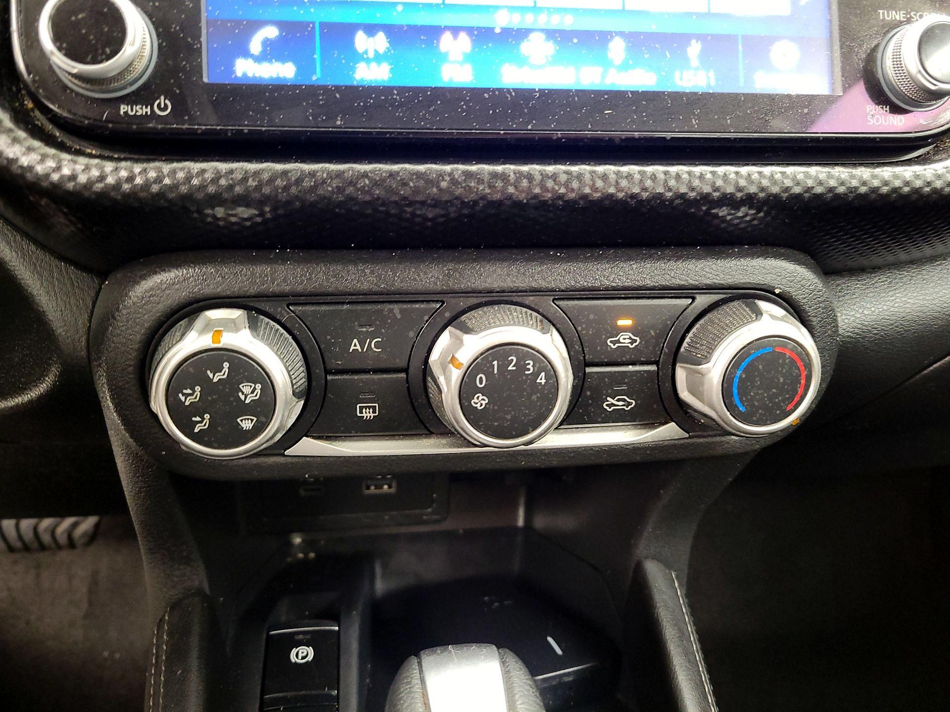 Thumbnail: 2024 Nissan Kicks - 16