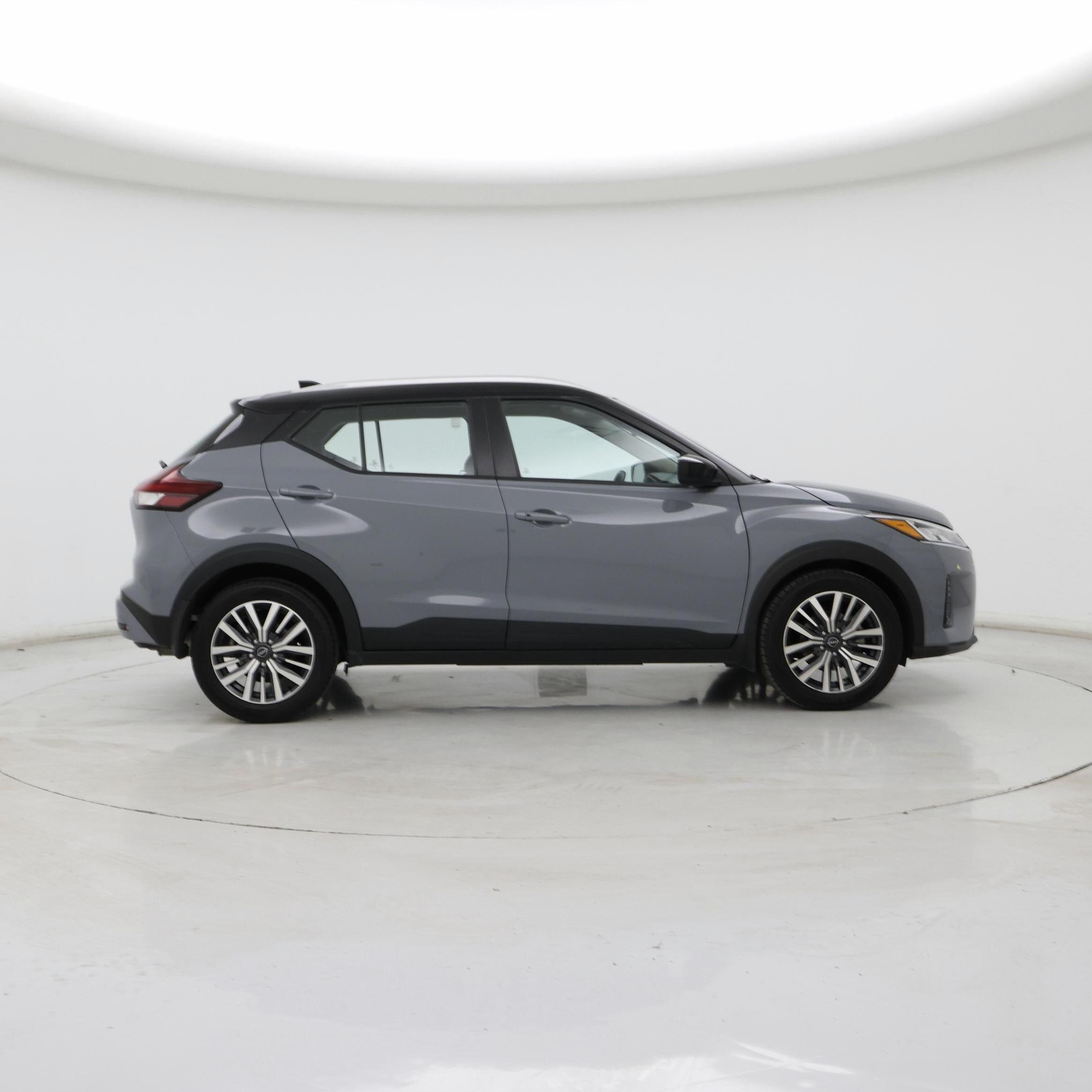 Thumbnail: 2024 Nissan Kicks - 7