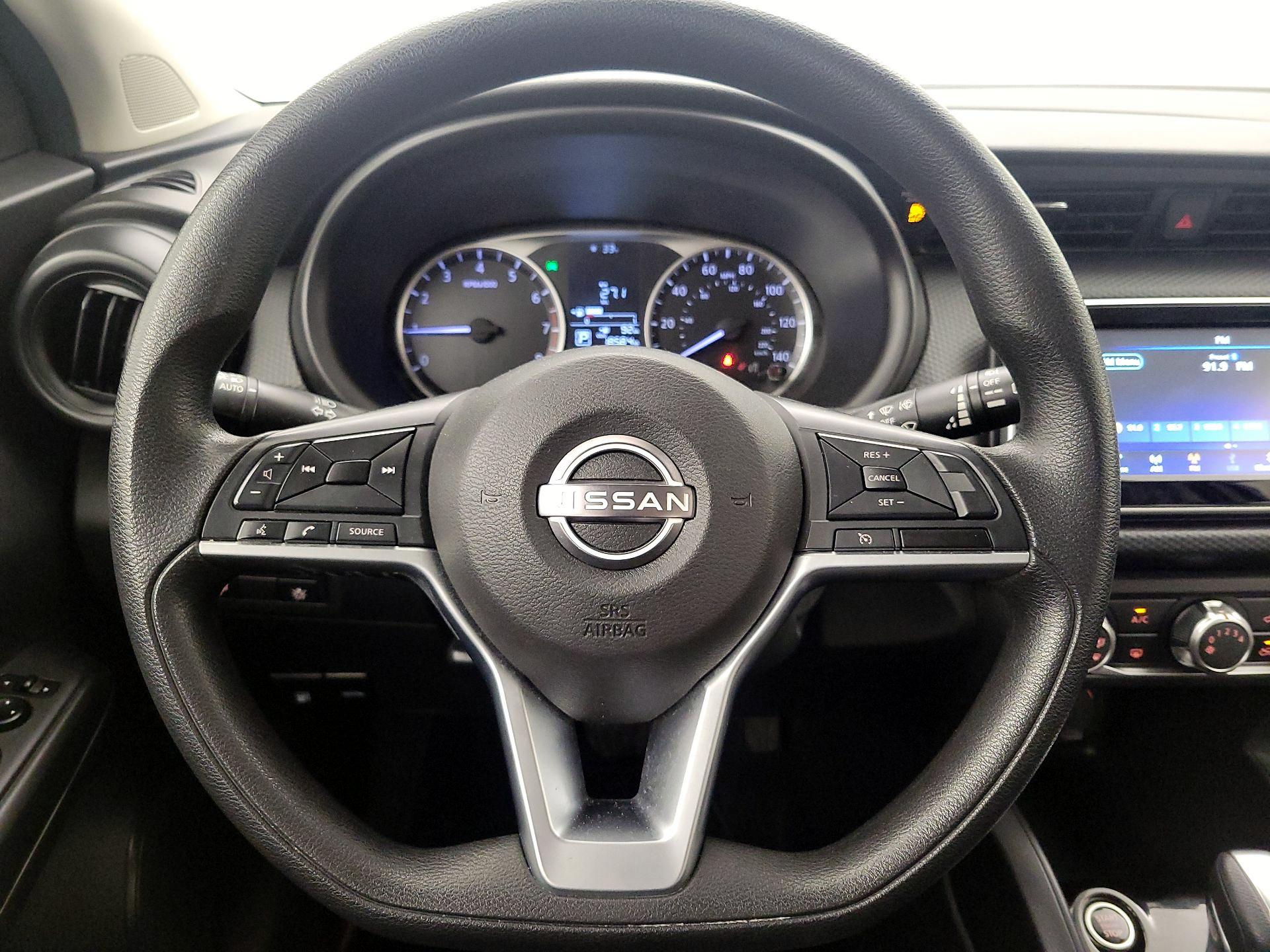 Thumbnail: 2022 Nissan Kicks - 10