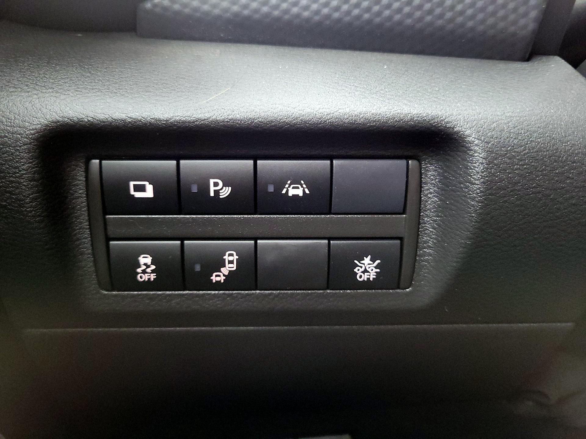 Thumbnail: 2022 Nissan Kicks - 13