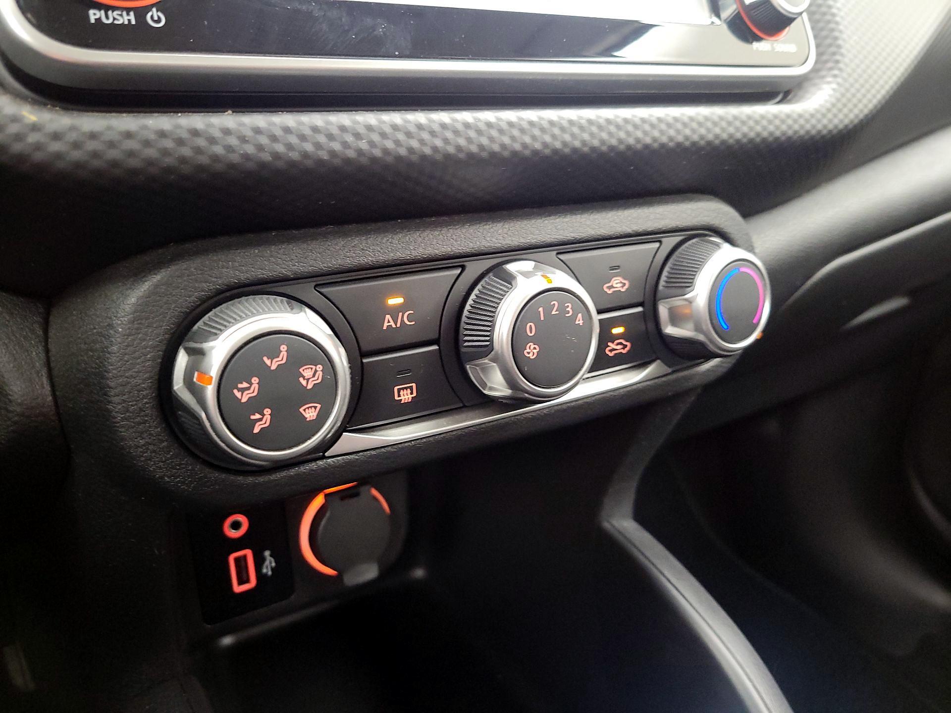 Thumbnail: 2022 Nissan Kicks - 16