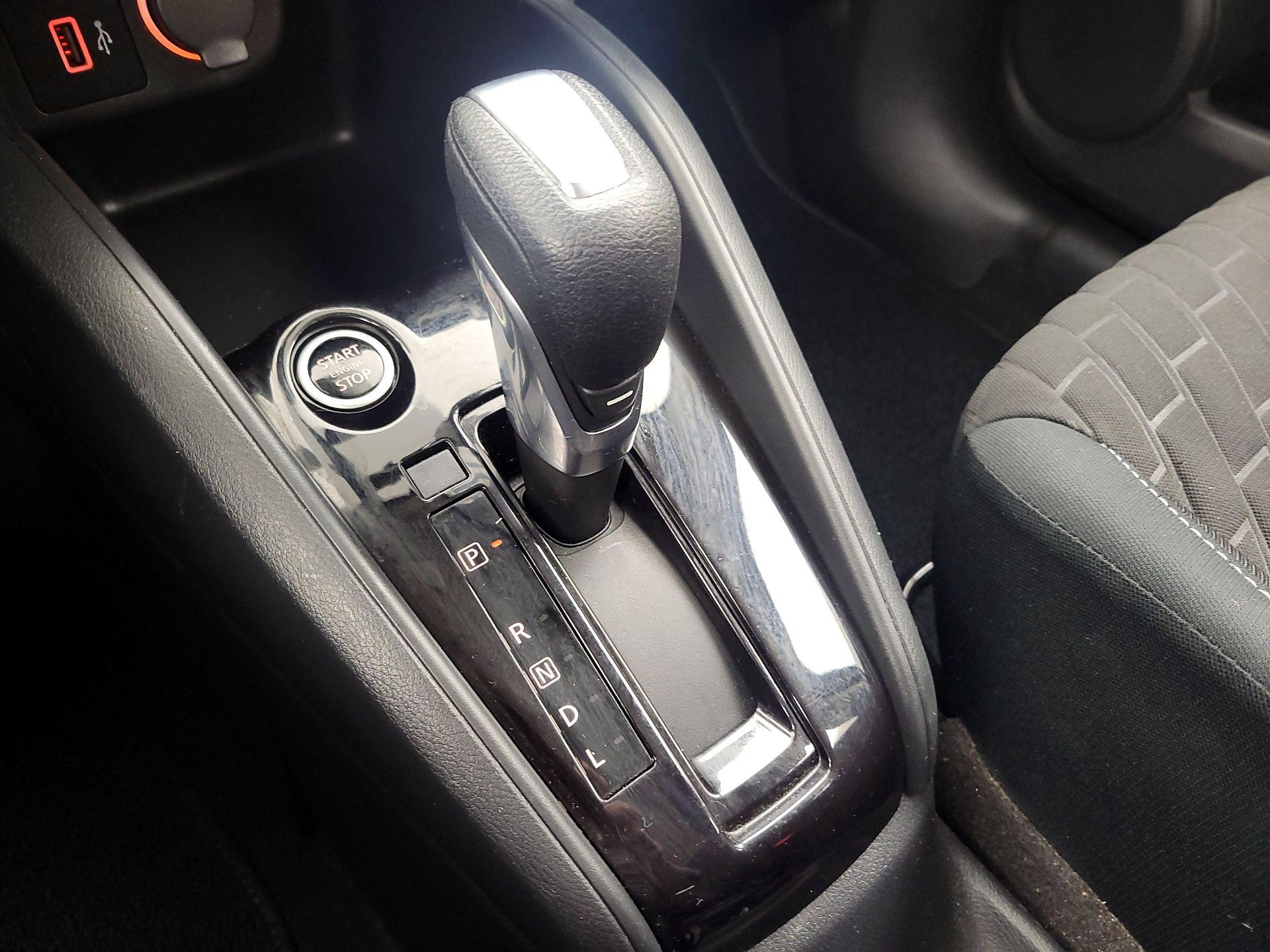 Thumbnail: 2022 Nissan Kicks - 17