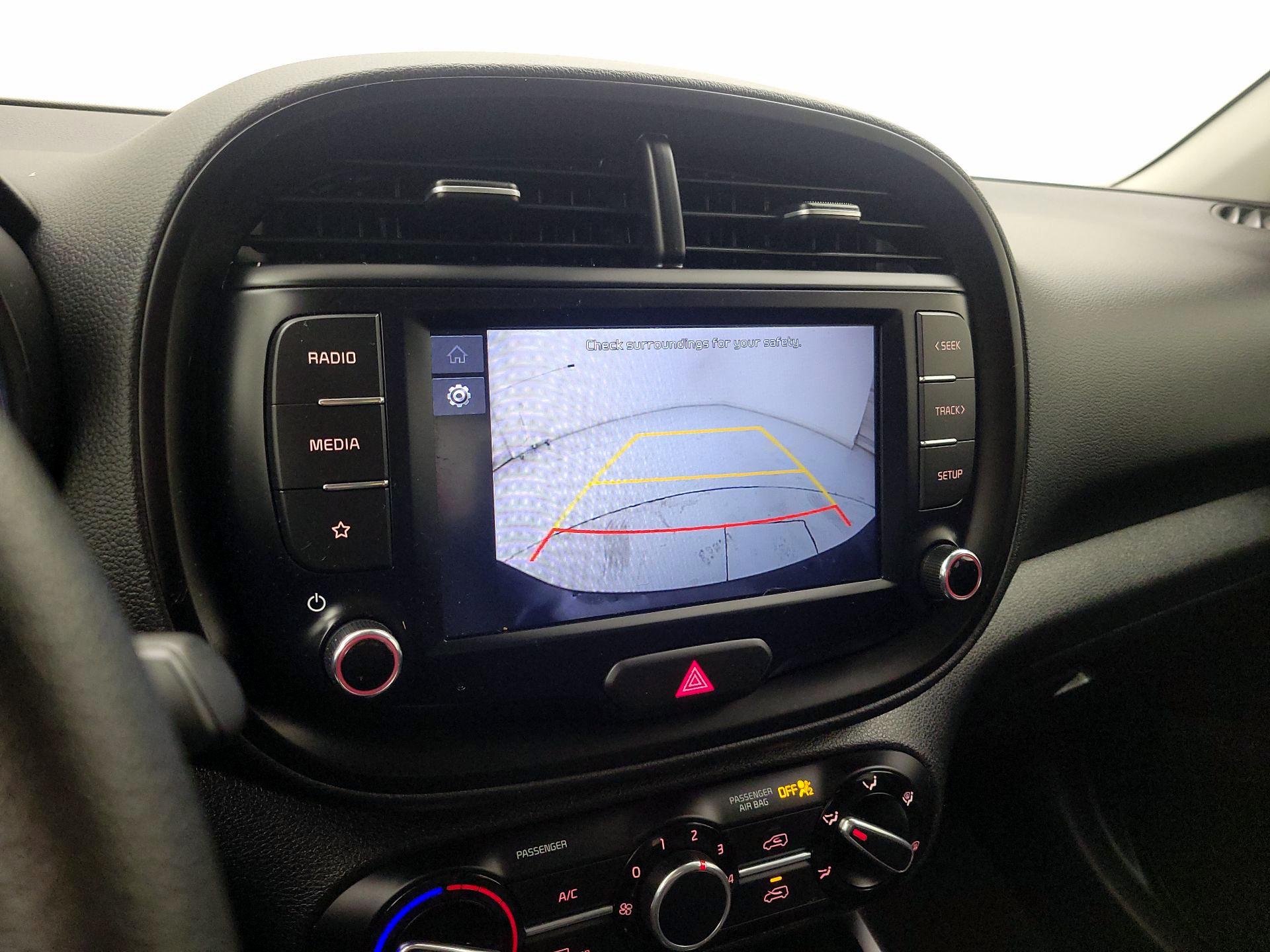 Thumbnail: 2022 Kia Soul - 14