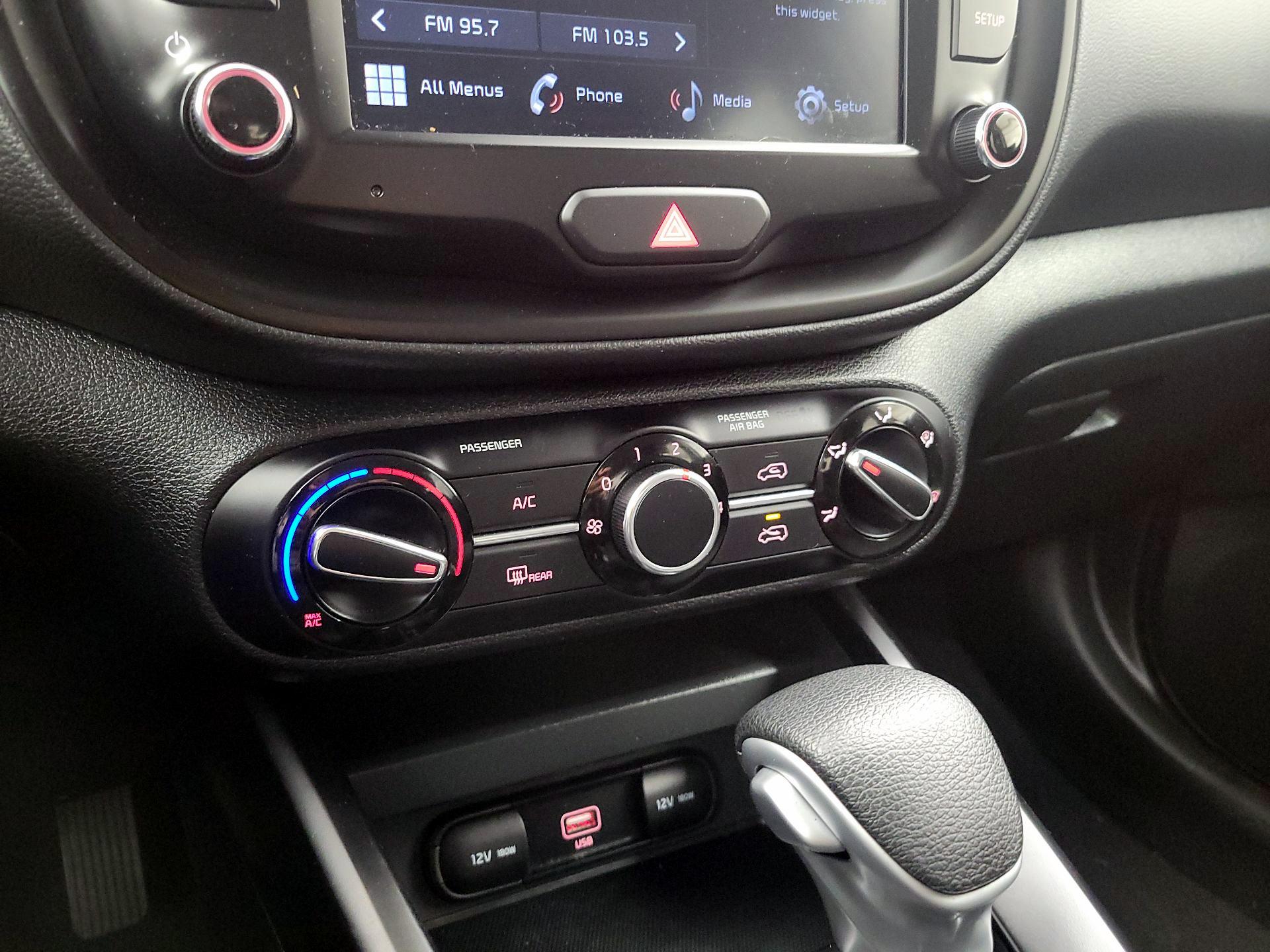 Thumbnail: 2022 Kia Soul - 16