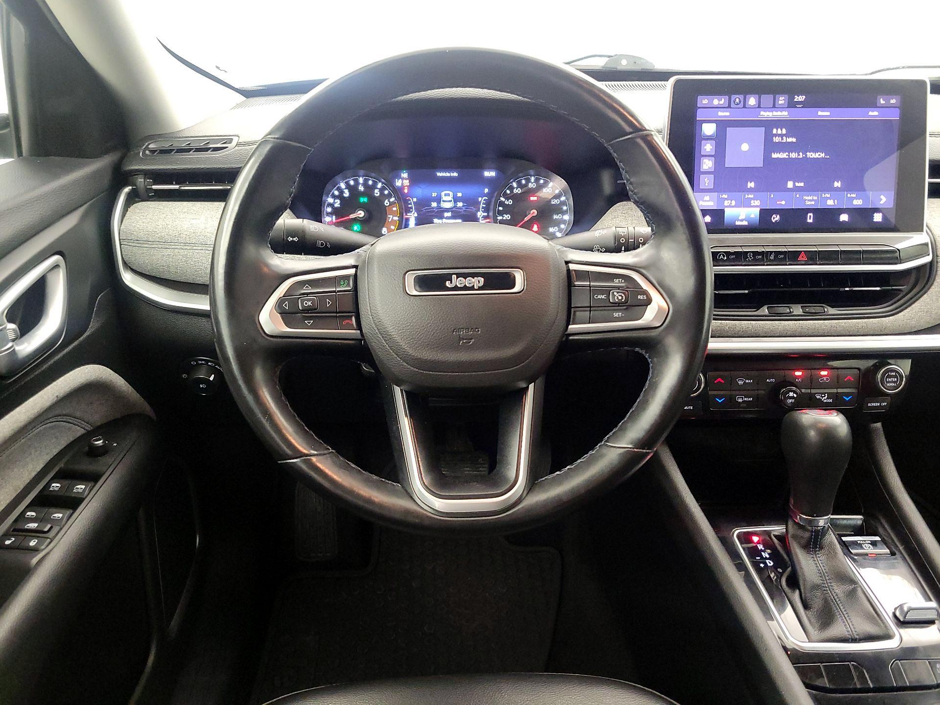 Thumbnail: 2022 Jeep Compass - 10