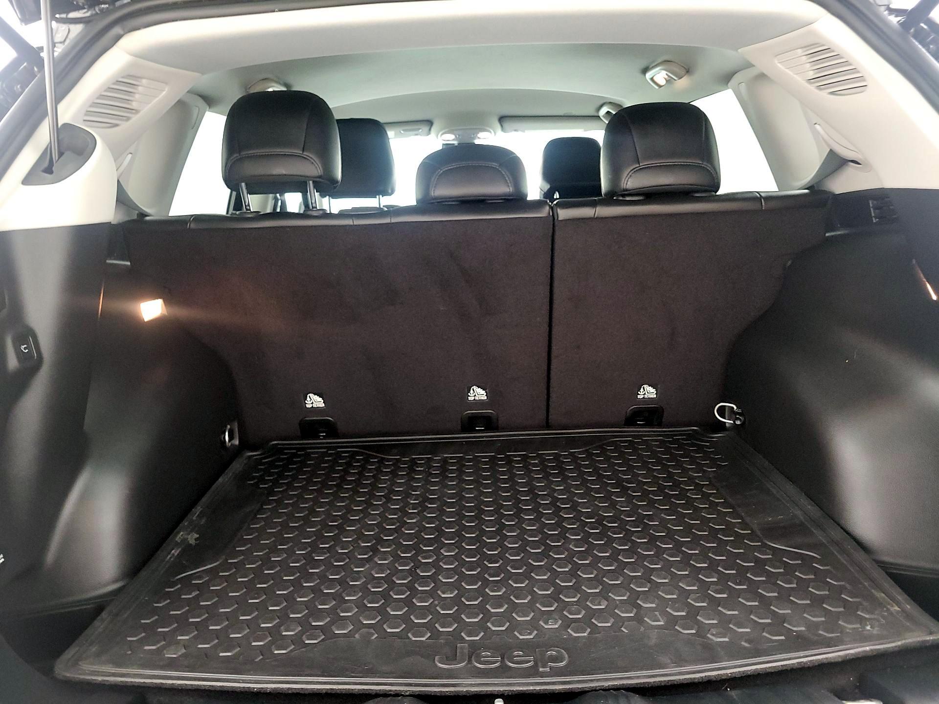 Thumbnail: 2022 Jeep Compass - 19