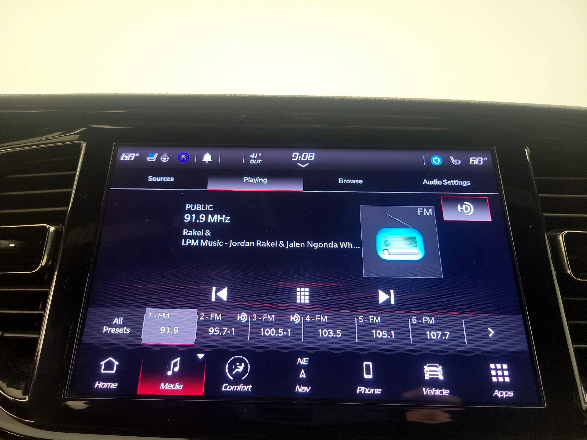 Thumbnail: 2022 Dodge Durango - 16