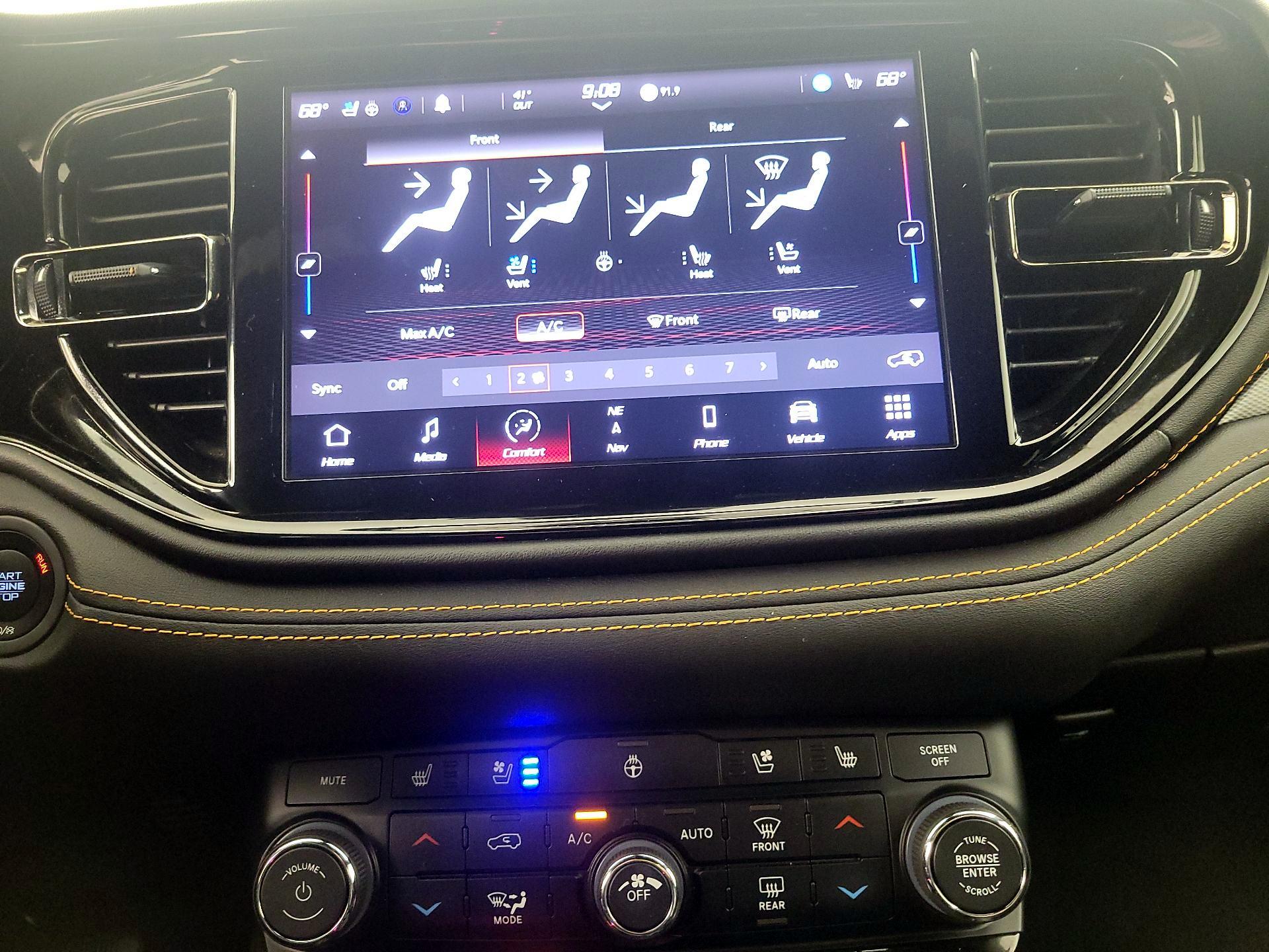 Thumbnail: 2022 Dodge Durango - 17