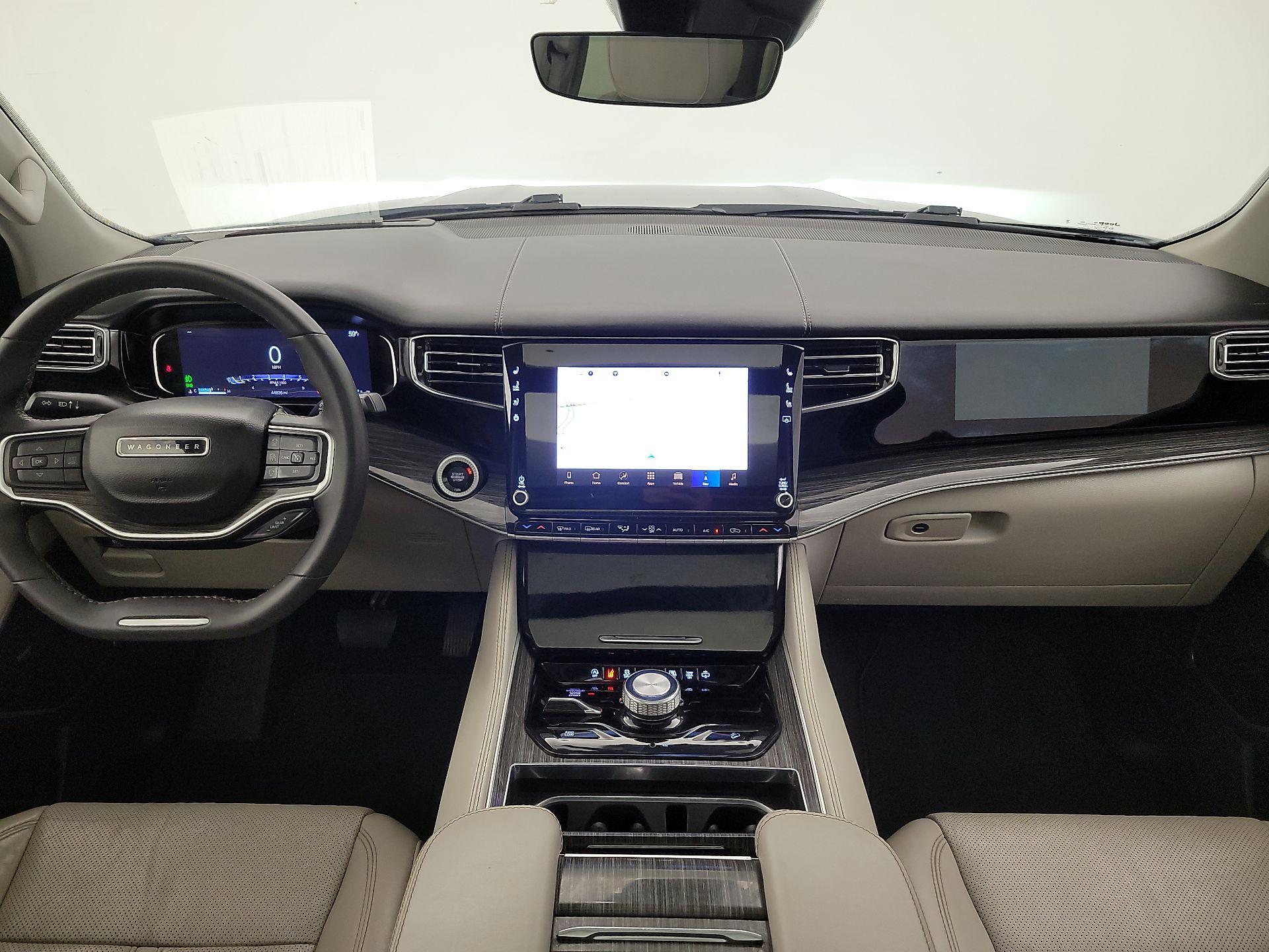 Thumbnail: 2022 Jeep Wagoneer - 9