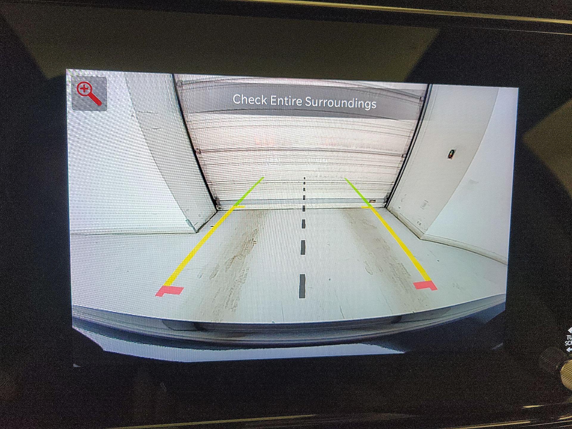 Thumbnail: 2022 Jeep Wagoneer - 15