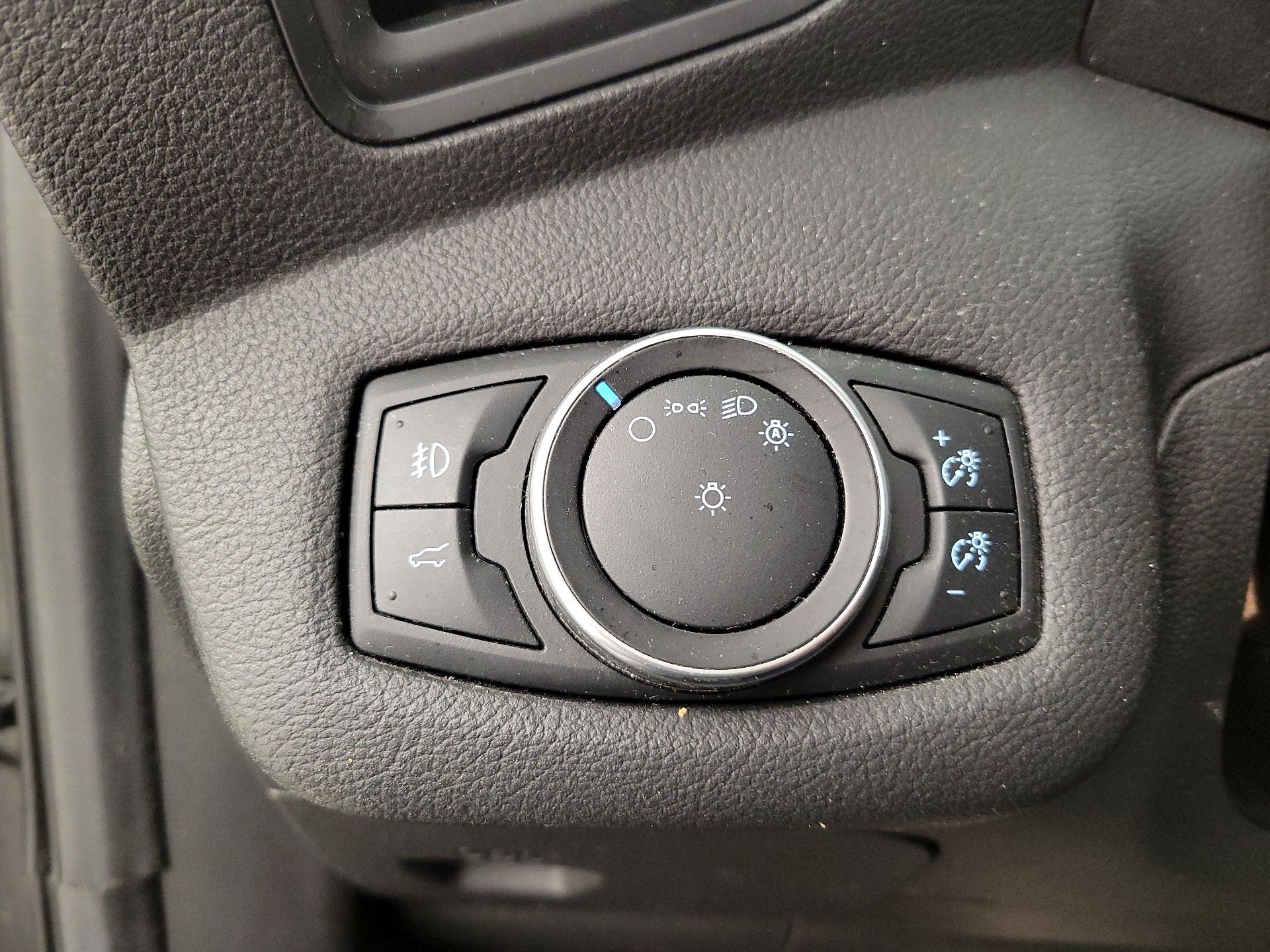 Thumbnail: 2017 Ford Escape - 13