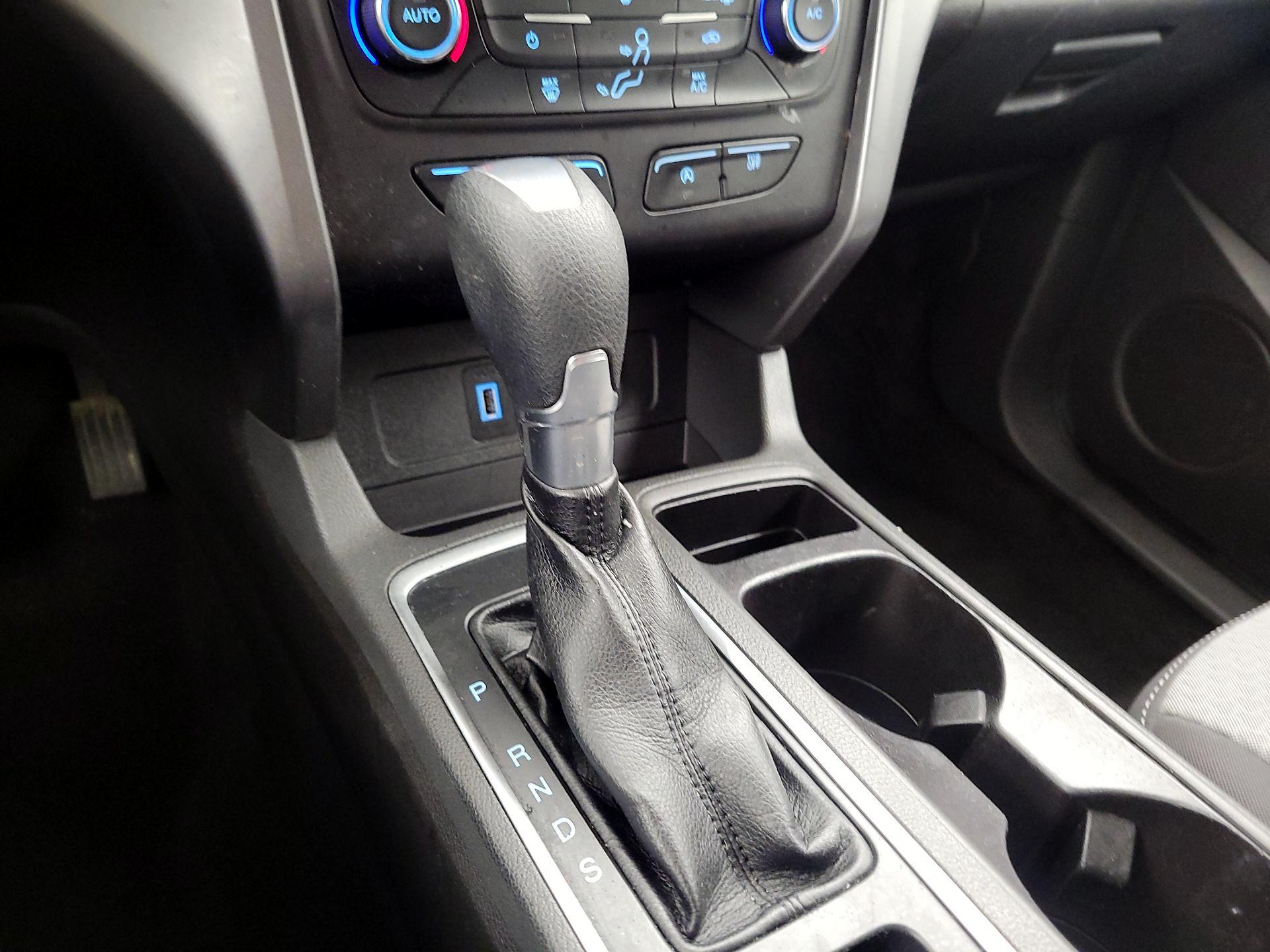 Thumbnail: 2017 Ford Escape - 17