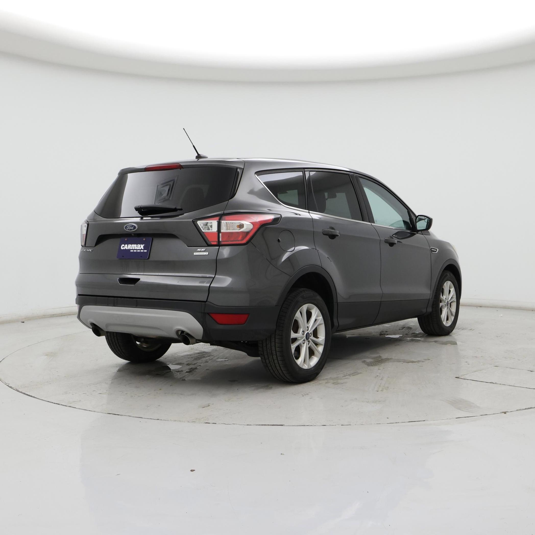 Thumbnail: 2017 Ford Escape - 8