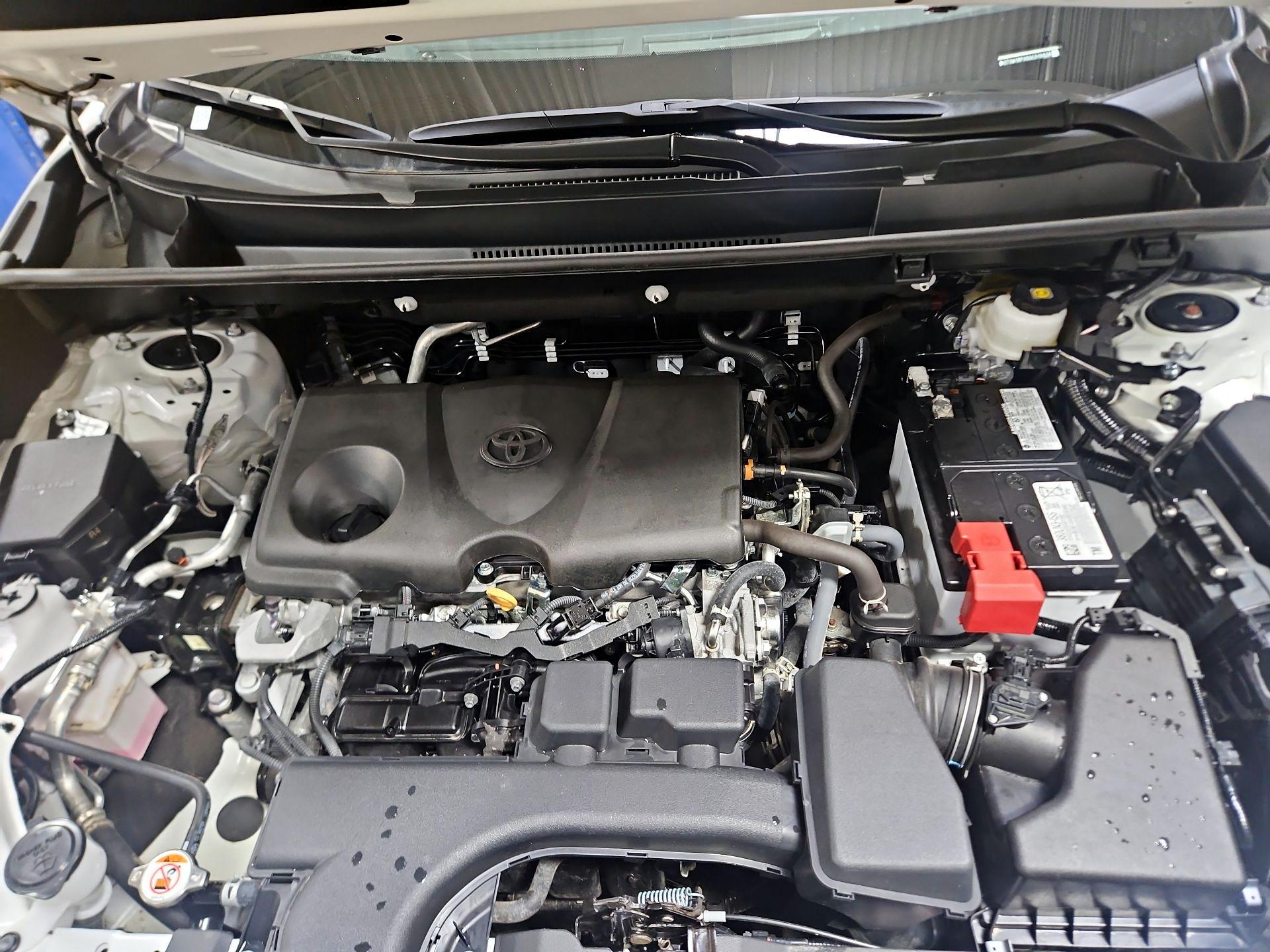 Thumbnail: 2025 Toyota RAV4 - 20