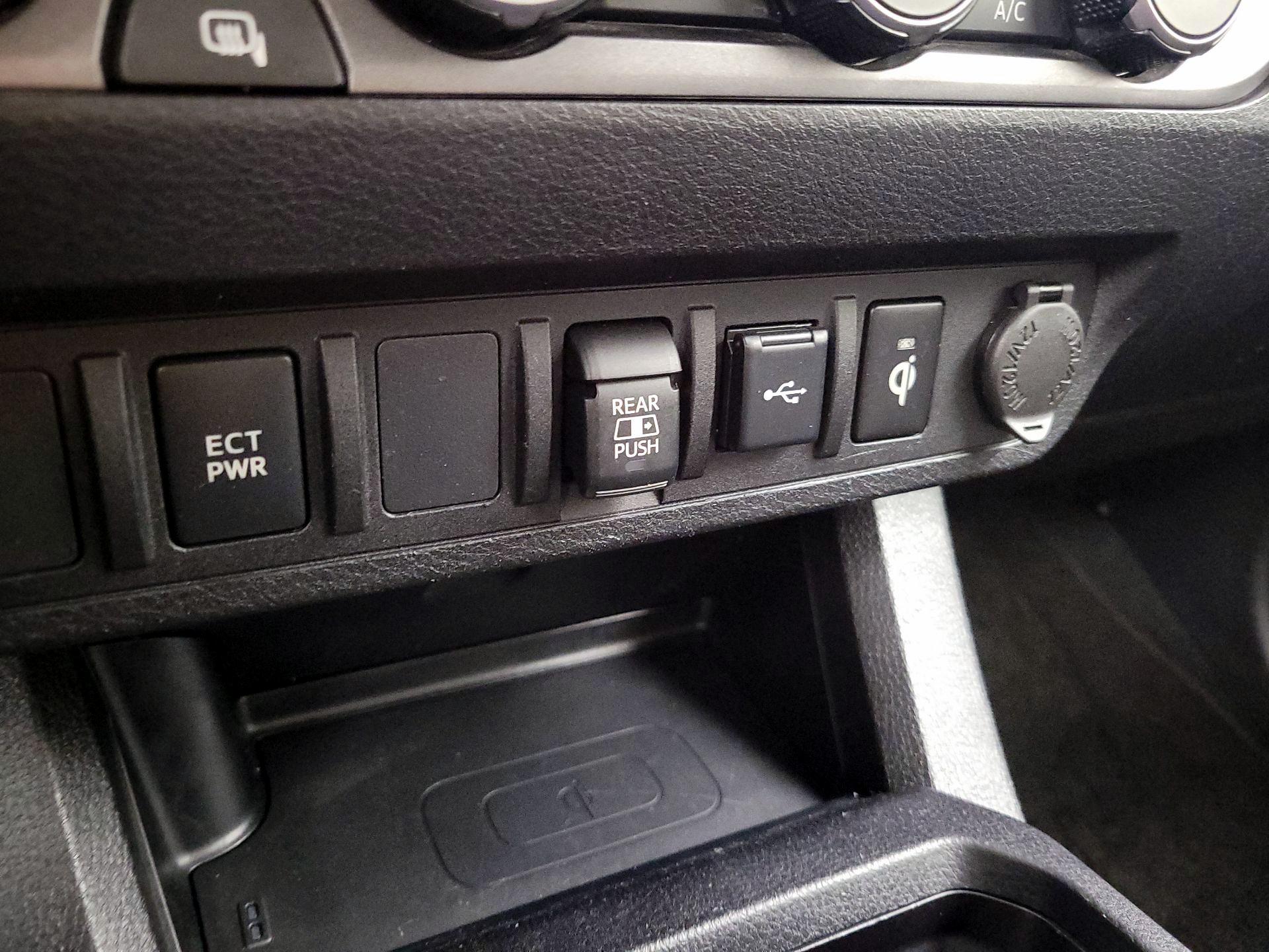 Thumbnail: 2023 Toyota Tacoma - 18