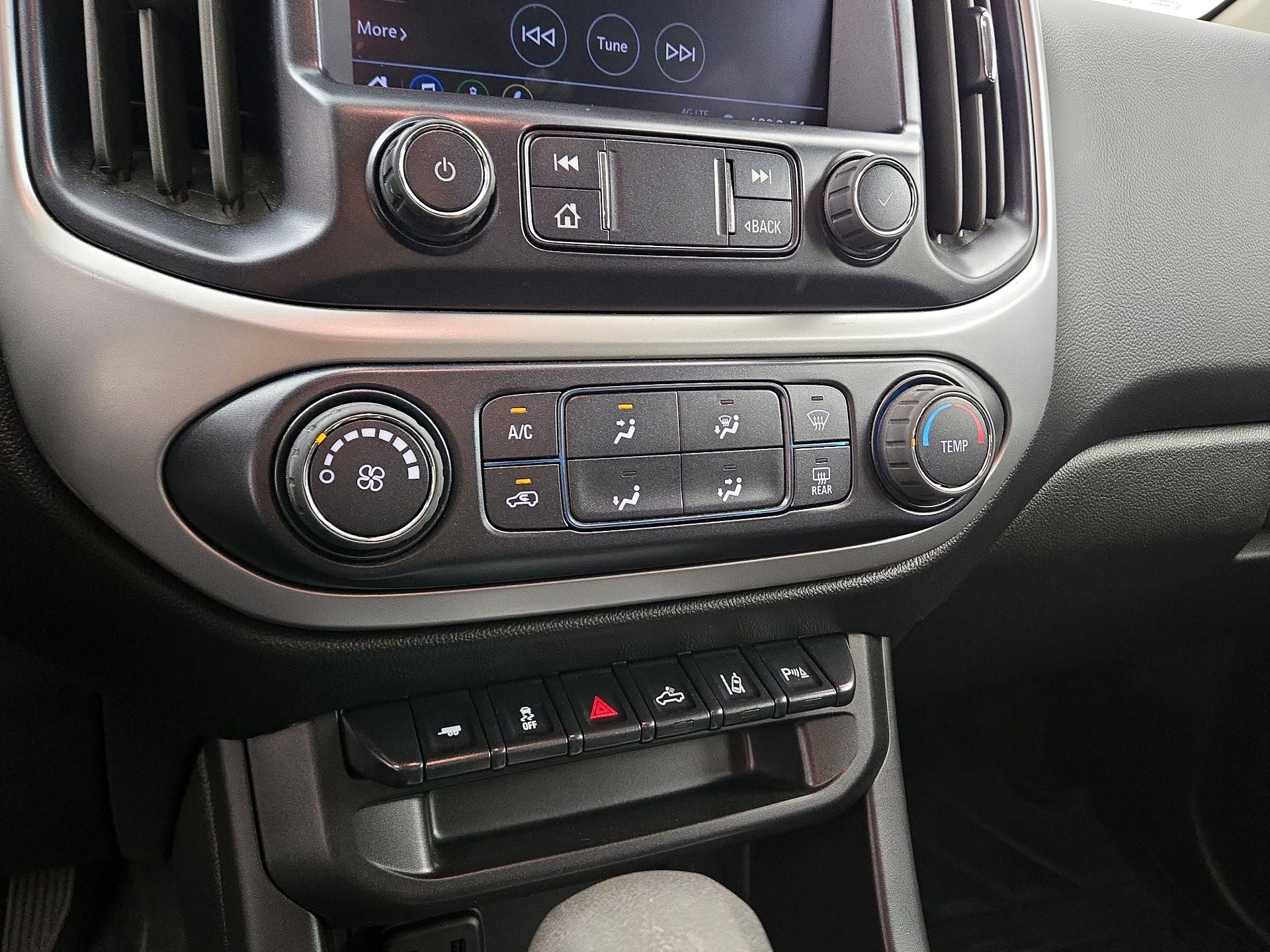 Thumbnail: 2022 Chevrolet Colorado - 16