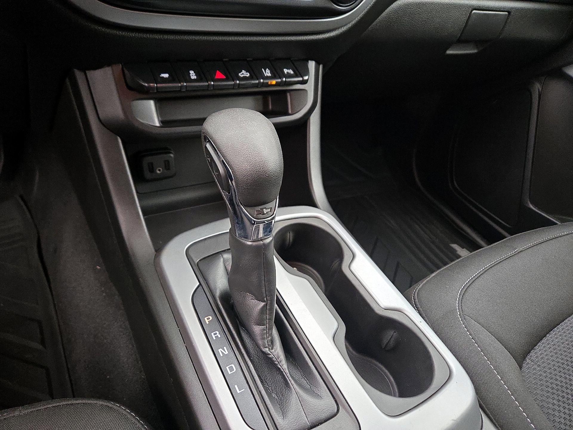 Thumbnail: 2022 Chevrolet Colorado - 17