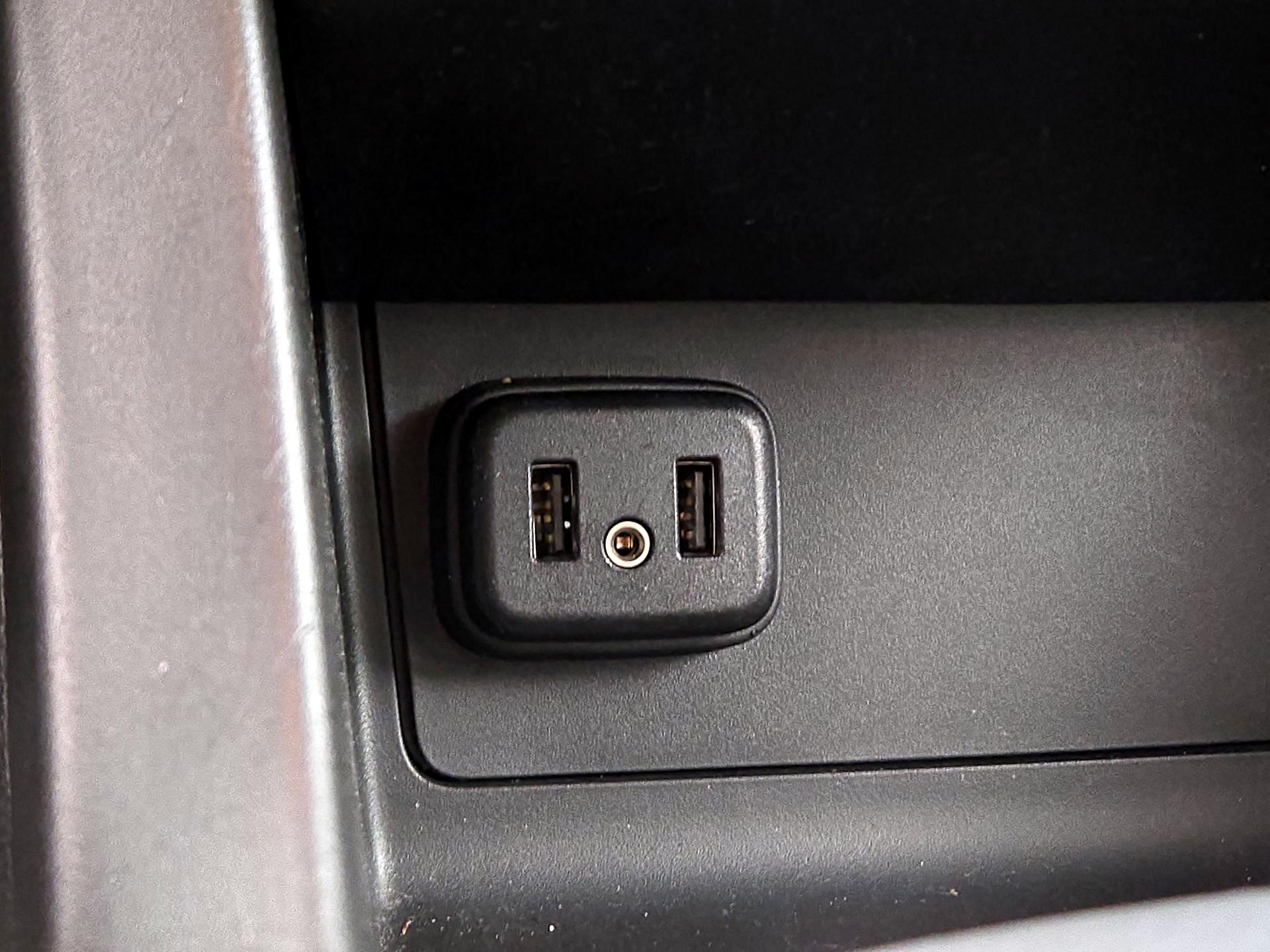 Thumbnail: 2022 Chevrolet Colorado - 18