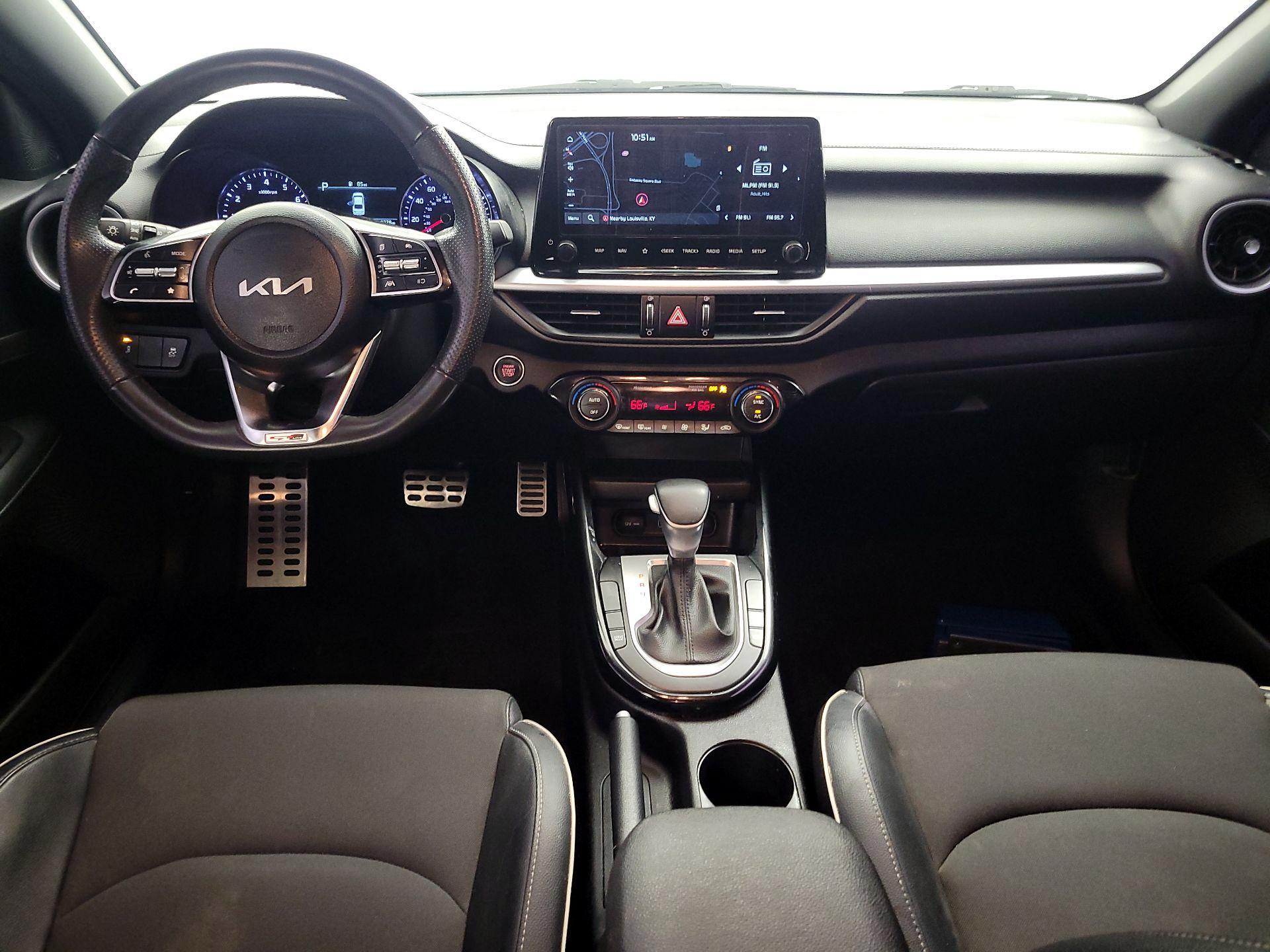 Thumbnail: 2023 Kia Forte - 9