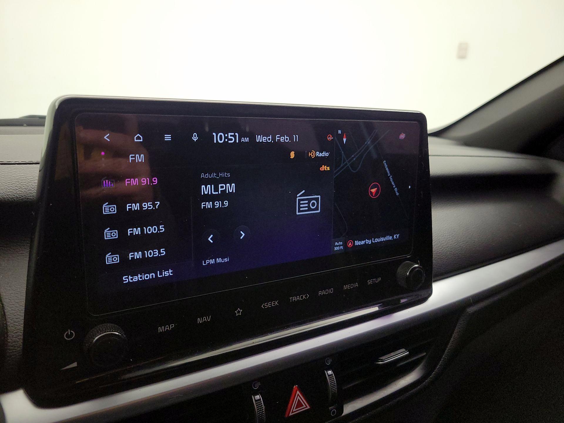 Thumbnail: 2023 Kia Forte - 16