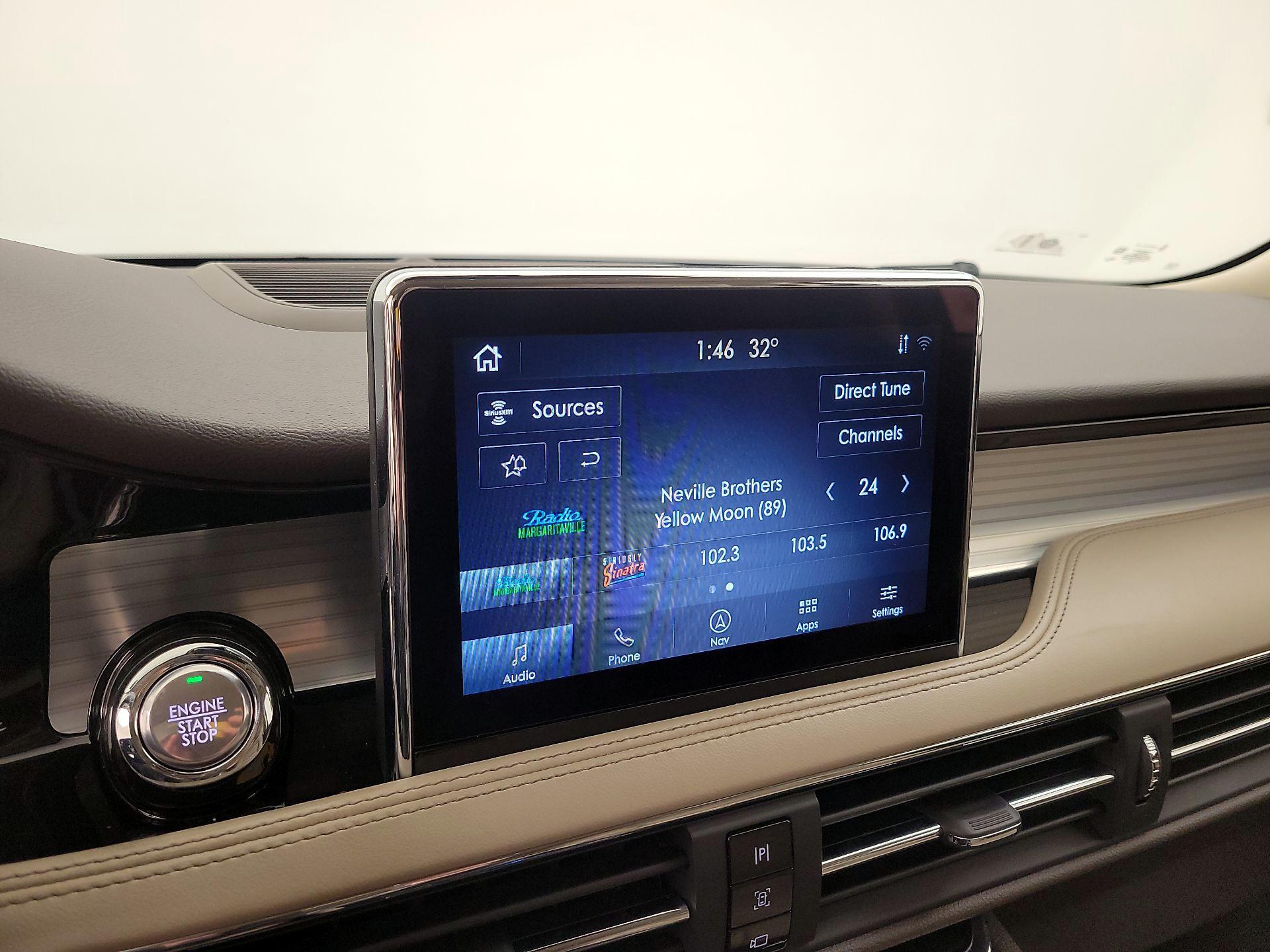 Thumbnail: 2020 Lincoln Corsair - 16