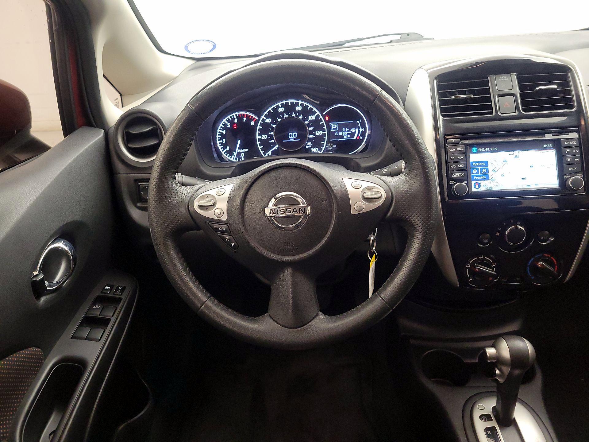 Thumbnail: 2016 Nissan Versa Note - 10