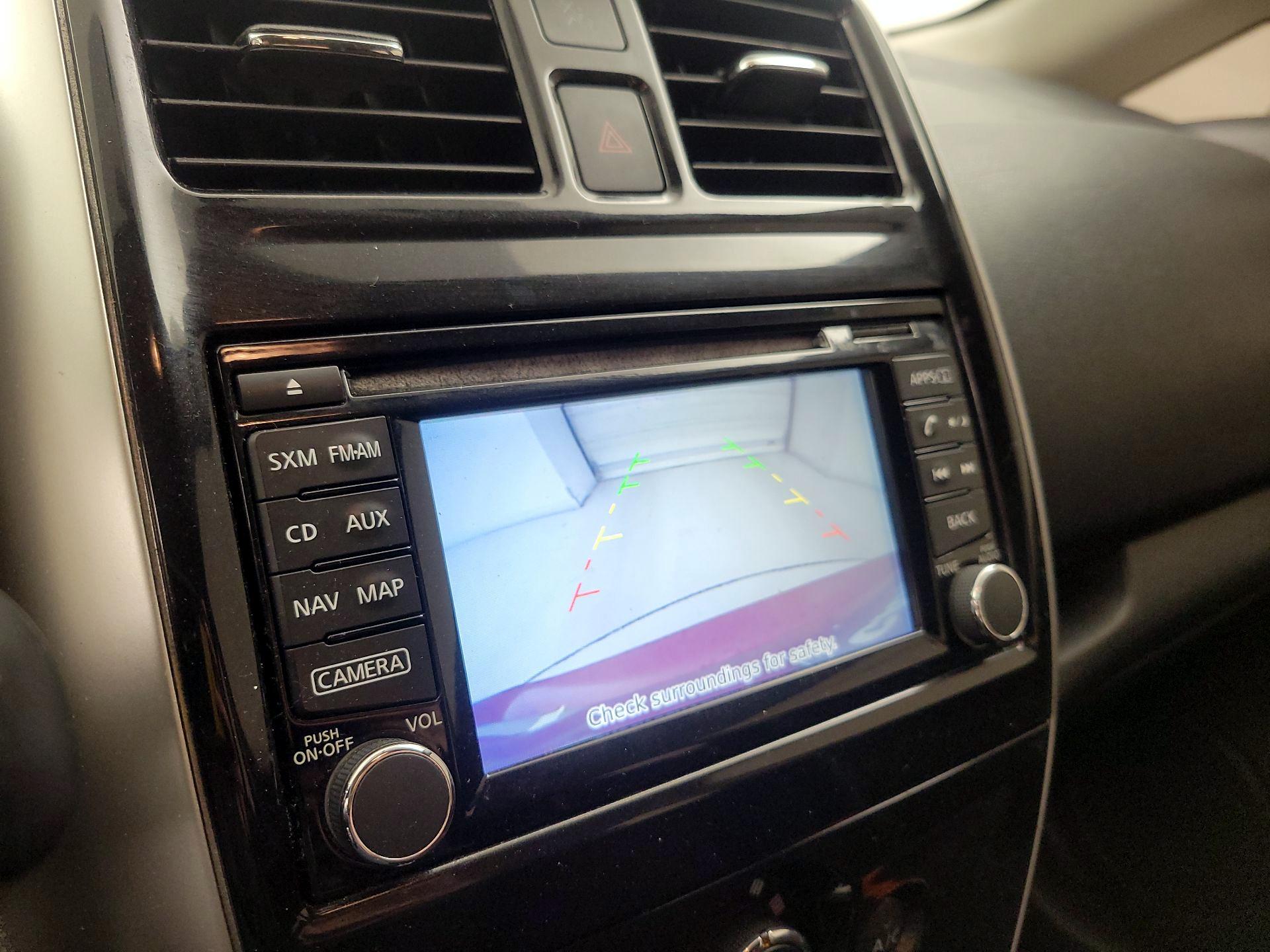 Thumbnail: 2016 Nissan Versa Note - 15