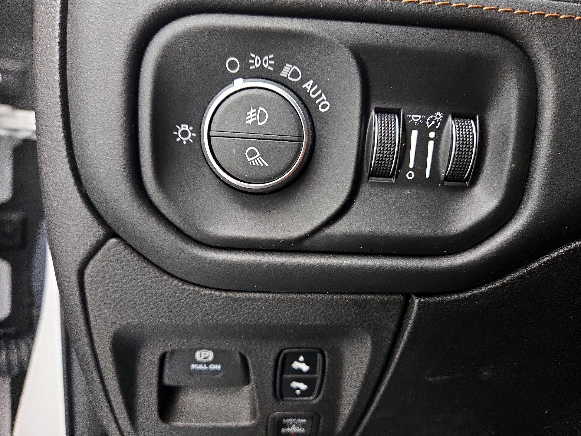 Thumbnail: 2019 RAM 1500 - 13