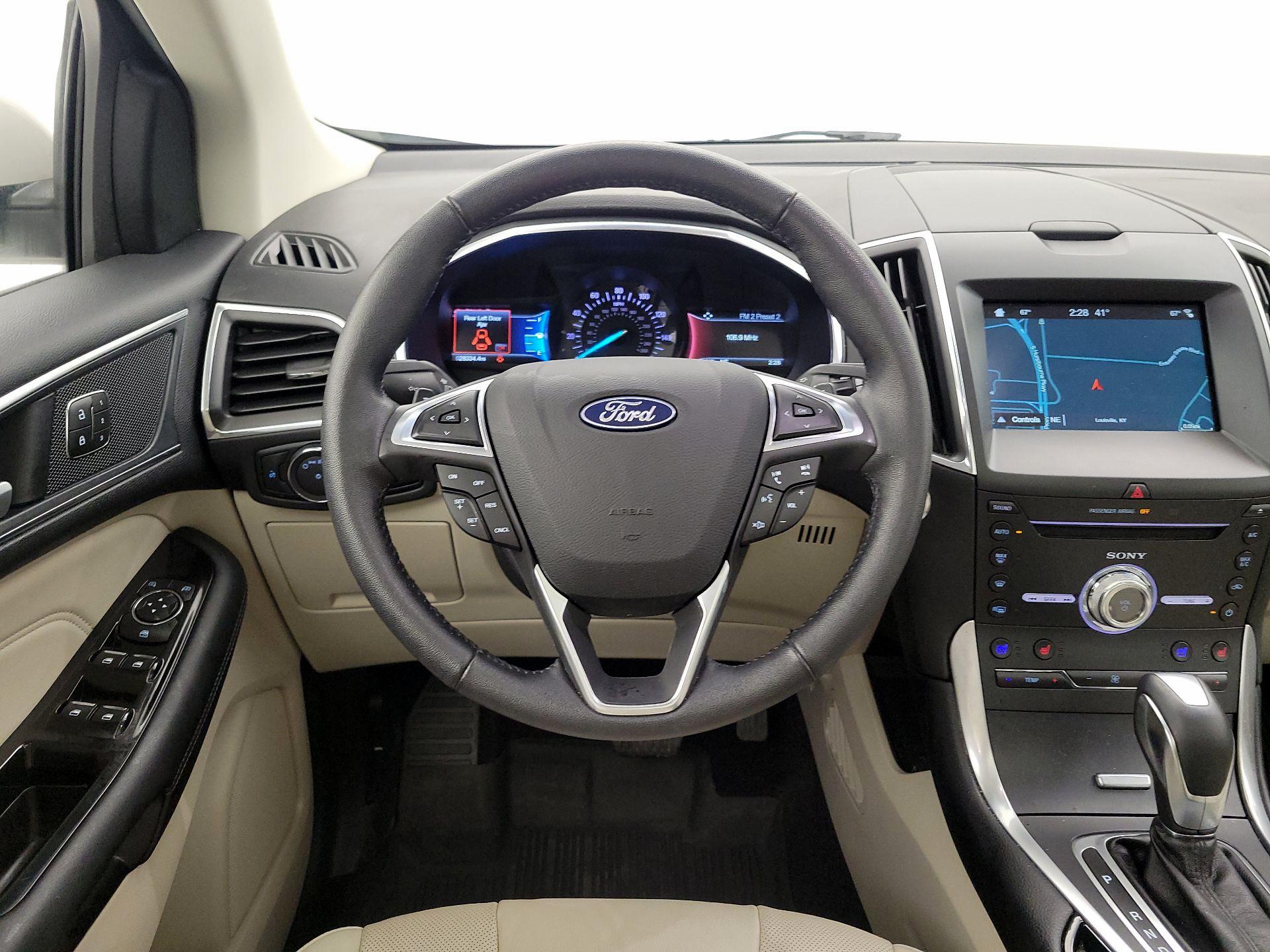 Thumbnail: 2018 Ford Edge - 10