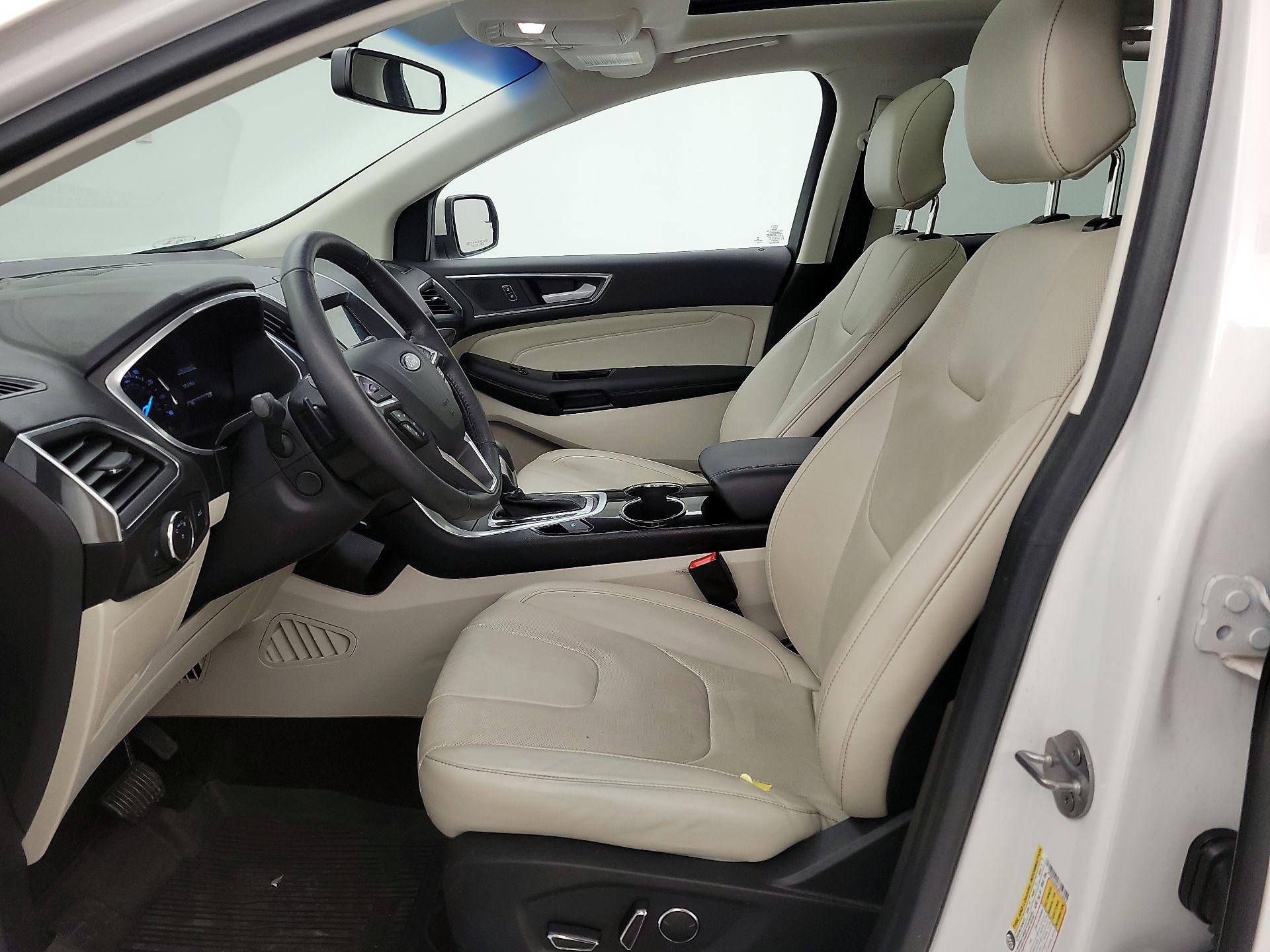 Thumbnail: 2018 Ford Edge - 11