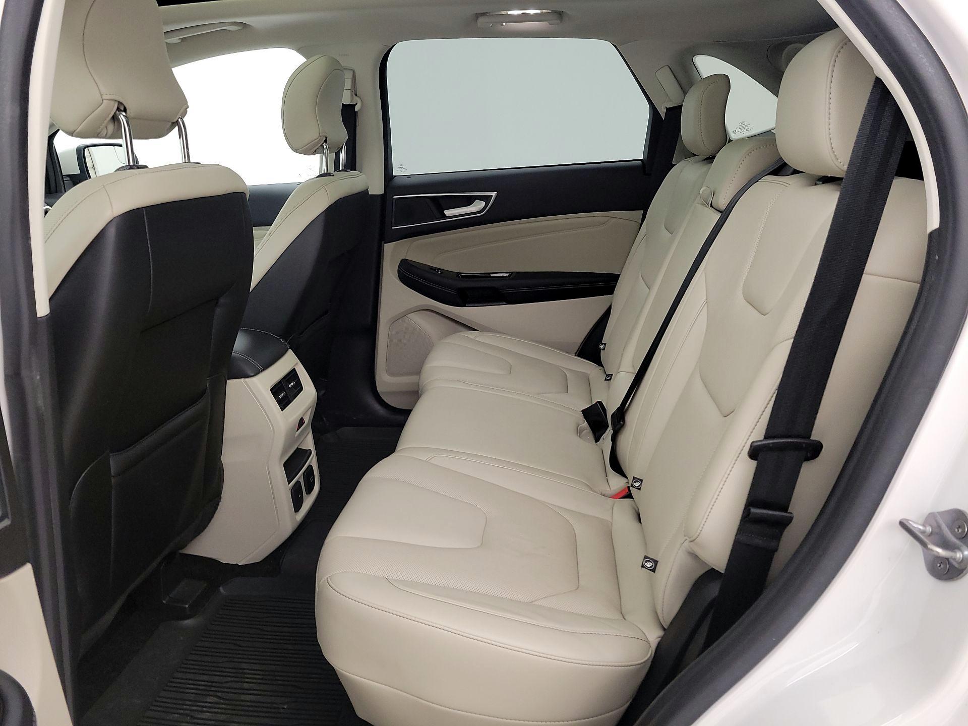 Thumbnail: 2018 Ford Edge - 20