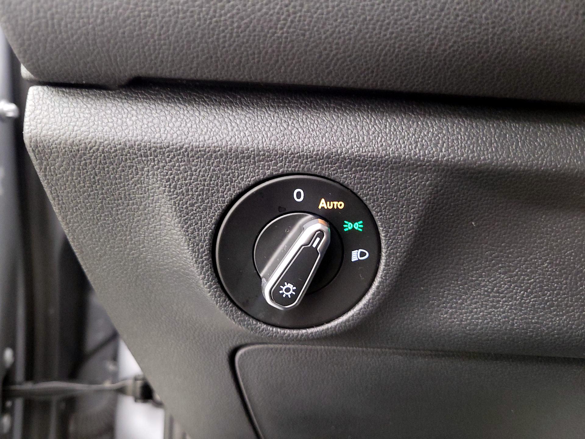 Thumbnail: 2025 Volkswagen Jetta - 13