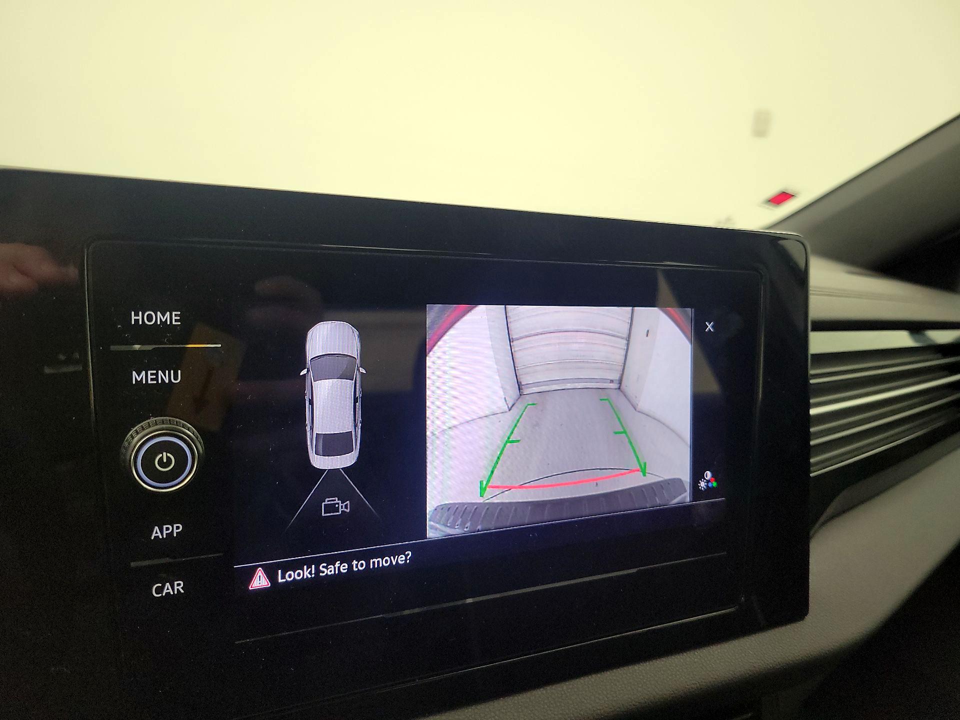 Thumbnail: 2025 Volkswagen Jetta - 14