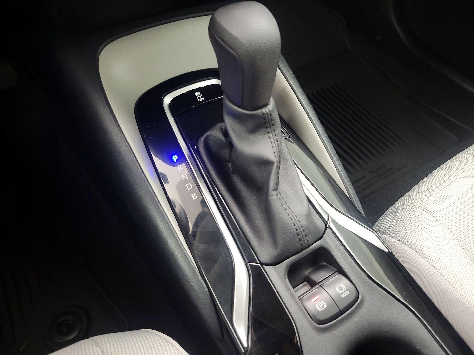 Thumbnail: 2022 Toyota Corolla - 17