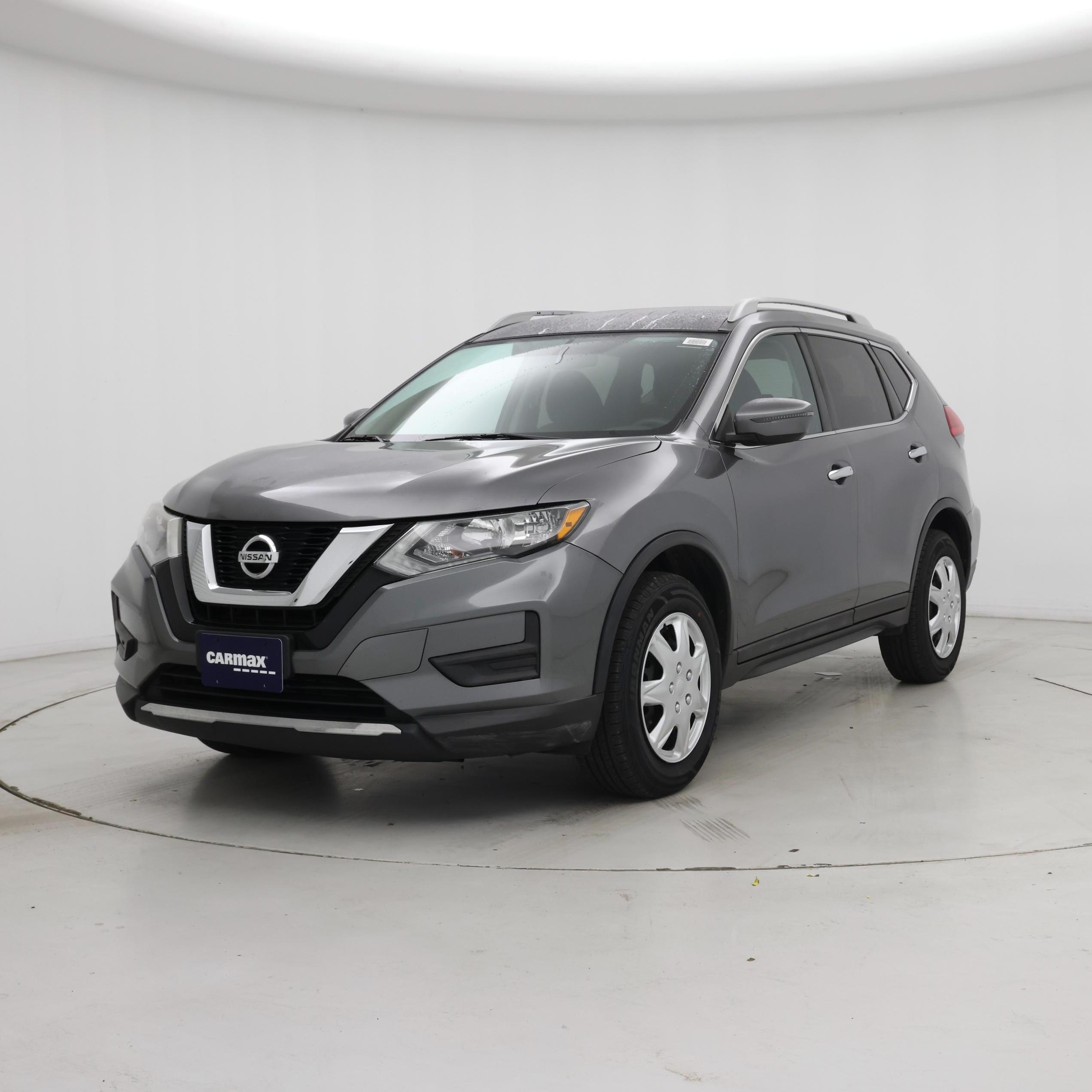 Thumbnail: 2017 Nissan Rogue - 4