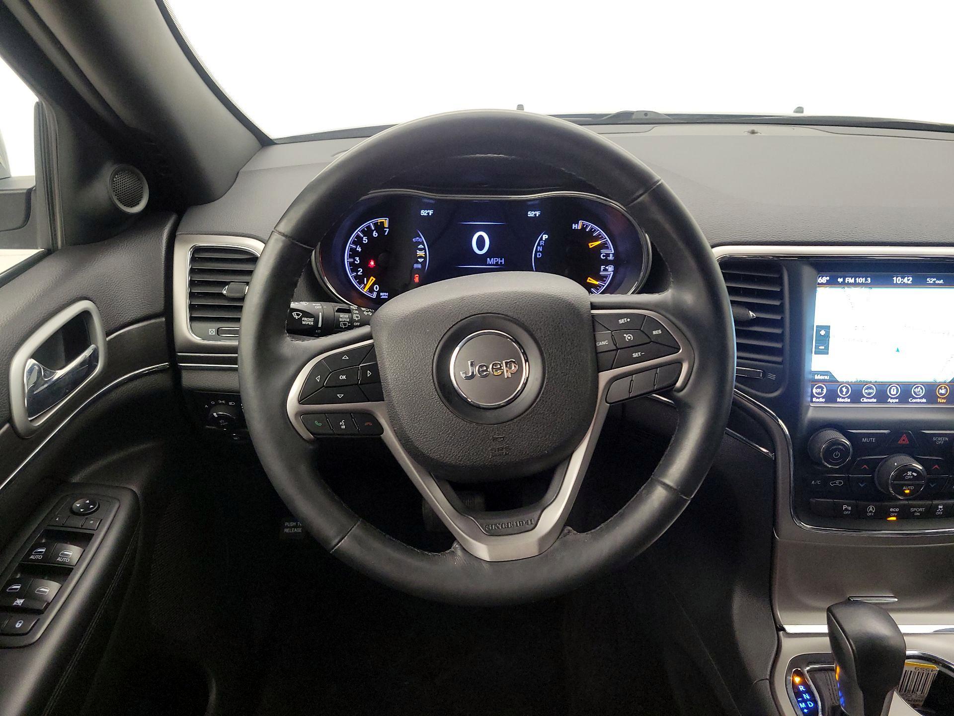 Thumbnail: 2018 Jeep Grand Cherokee - 10