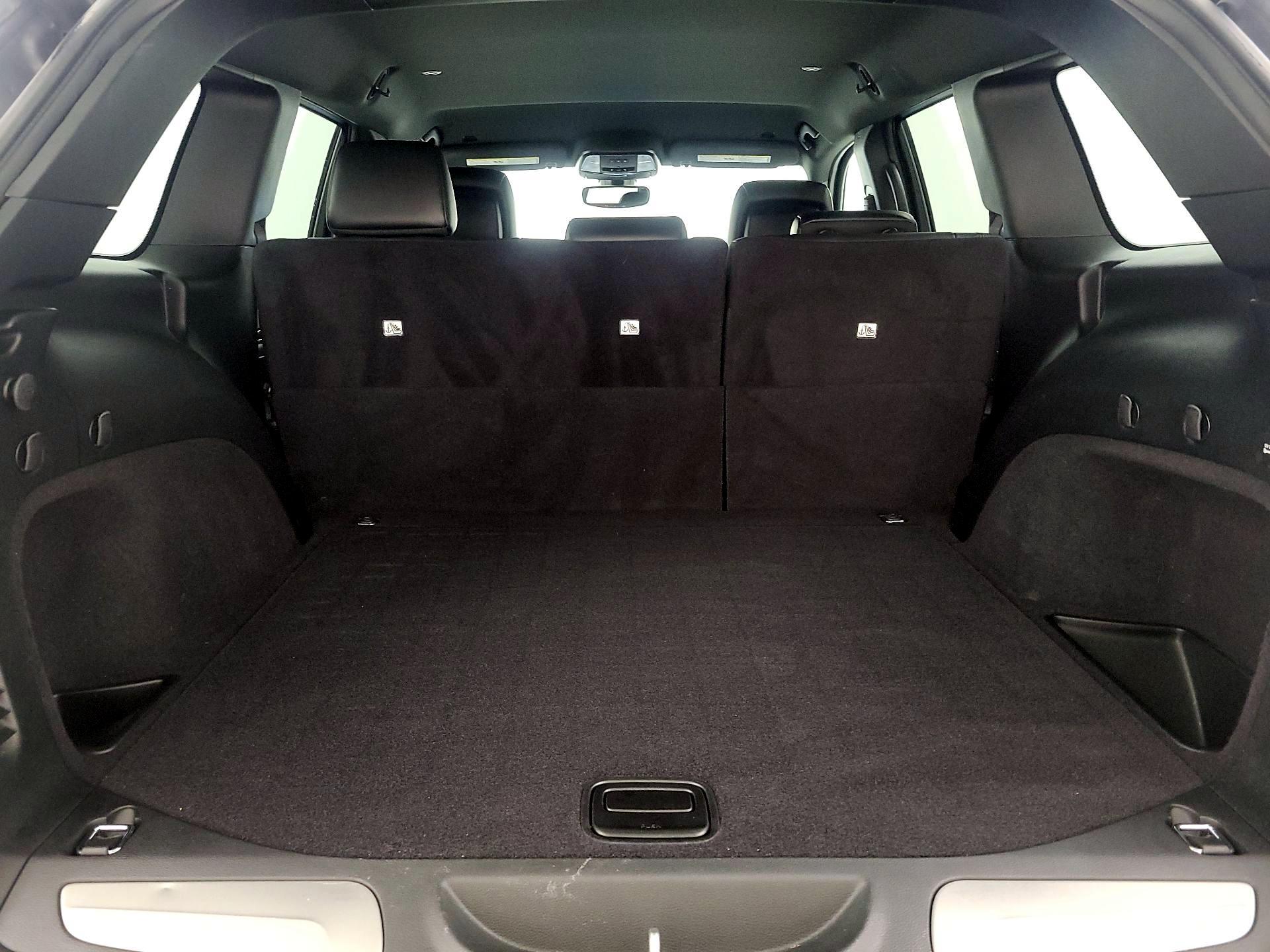 Thumbnail: 2018 Jeep Grand Cherokee - 20