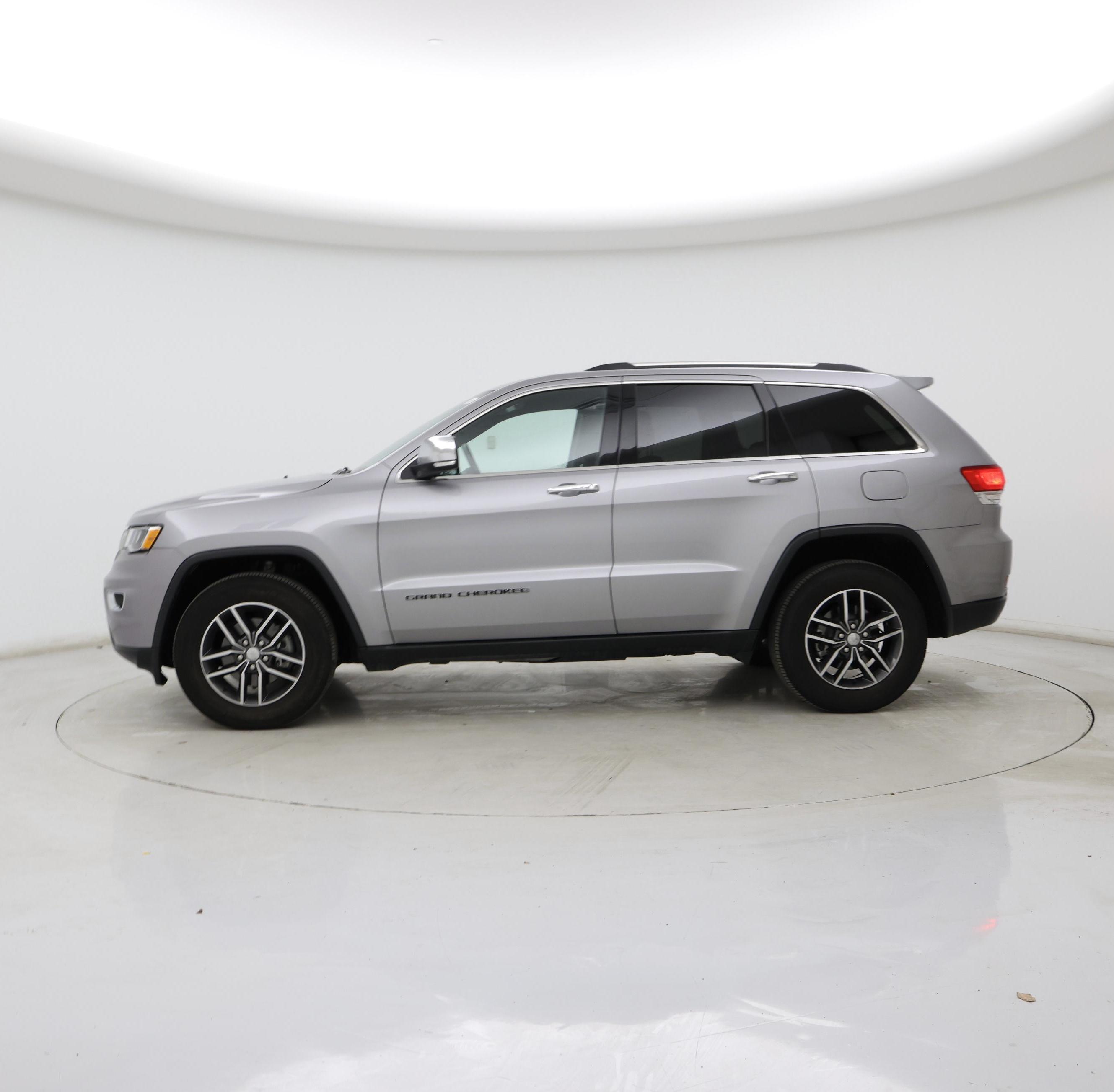 Thumbnail: 2018 Jeep Grand Cherokee - 3