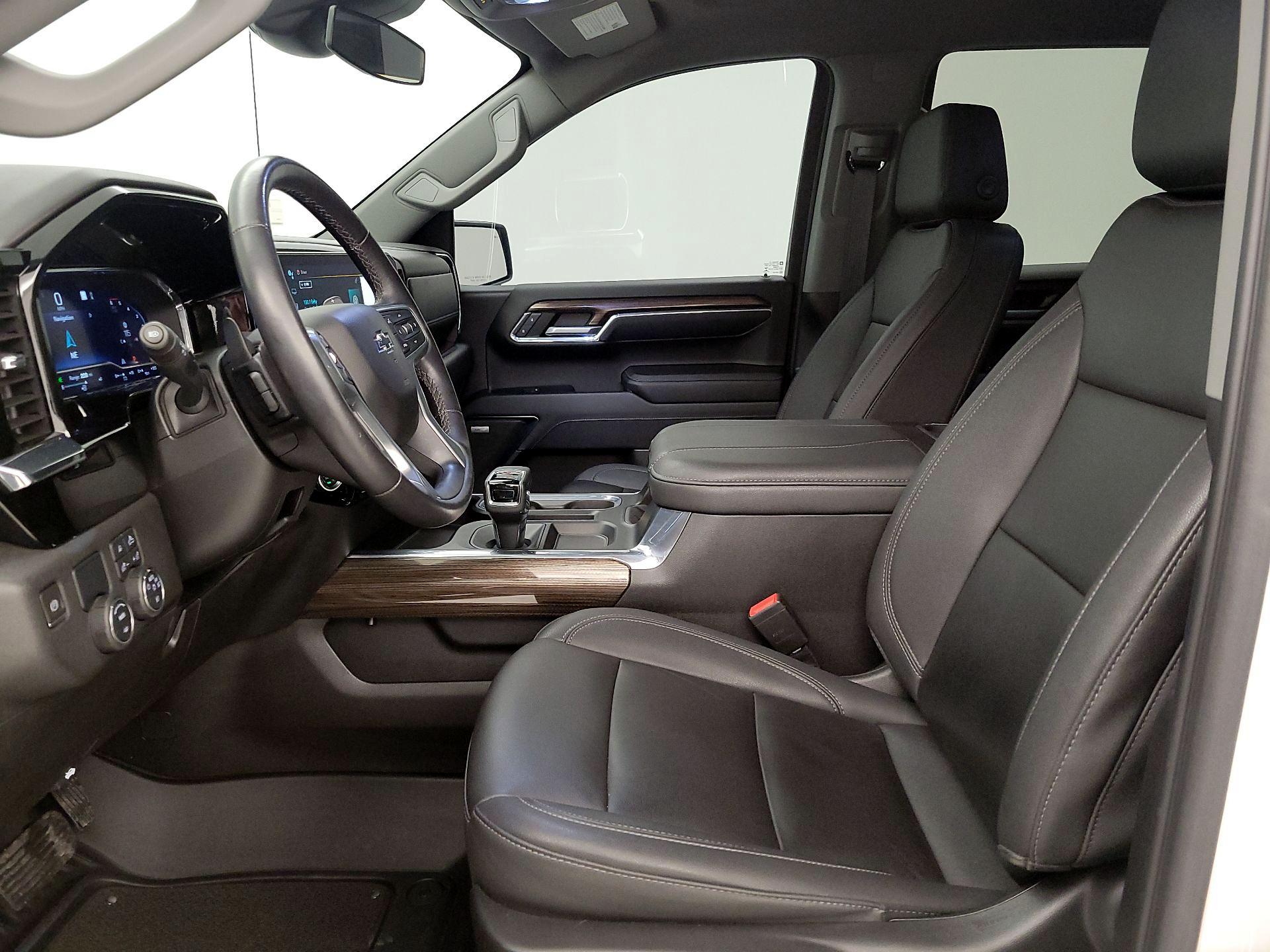 Thumbnail: 2023 Chevrolet Silverado 1500 - 11