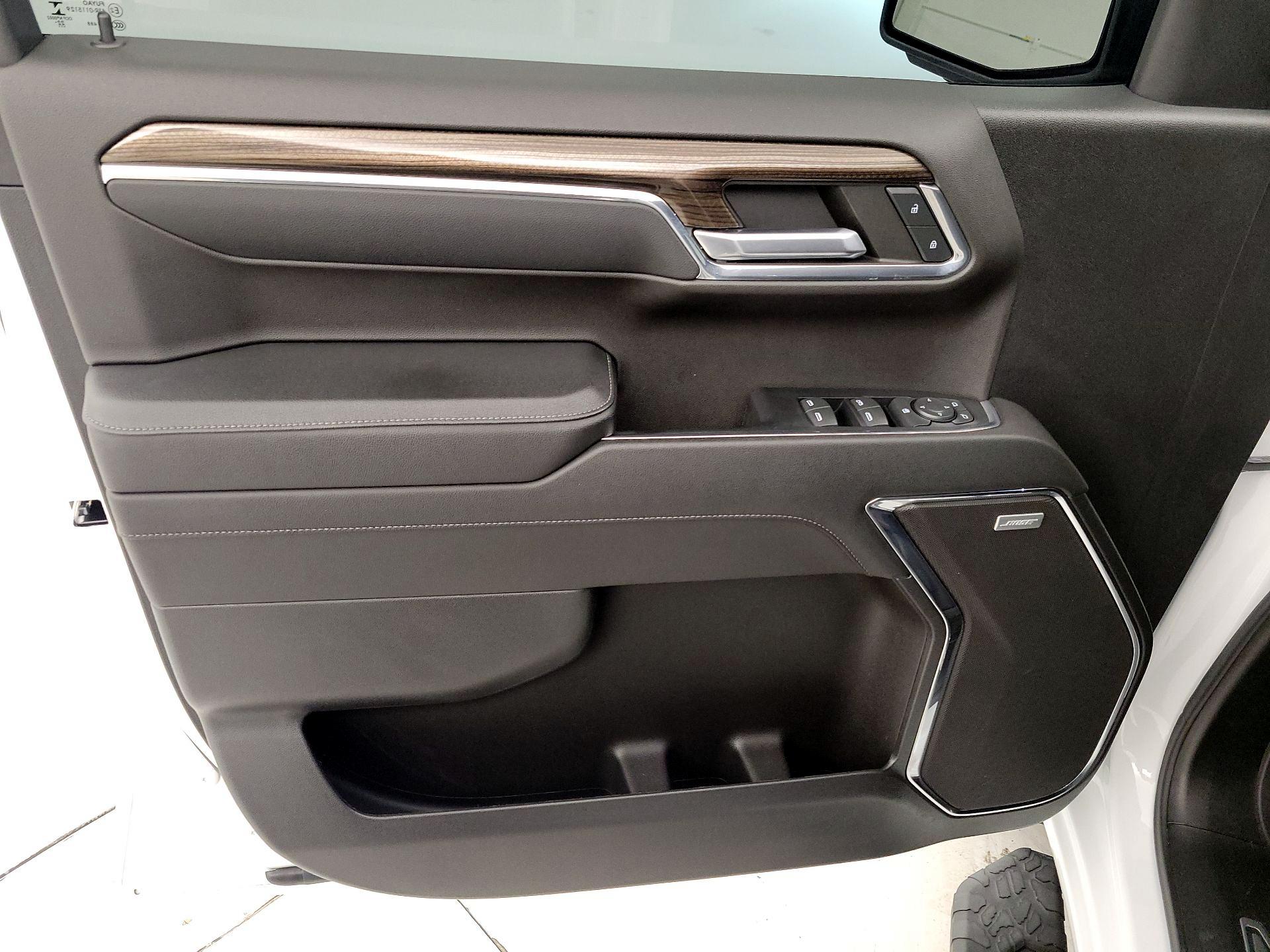 Thumbnail: 2023 Chevrolet Silverado 1500 - 12