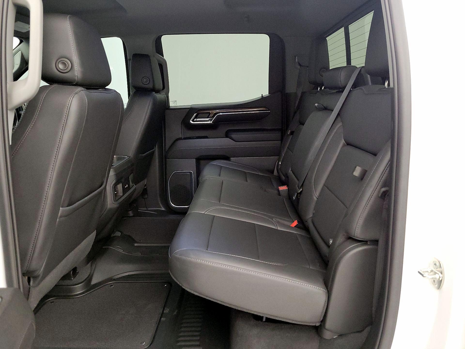 Thumbnail: 2023 Chevrolet Silverado 1500 - 18