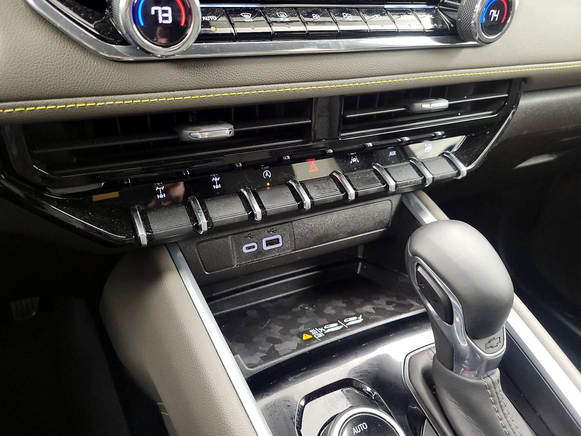 Thumbnail: 2025 Chevrolet Colorado - 16