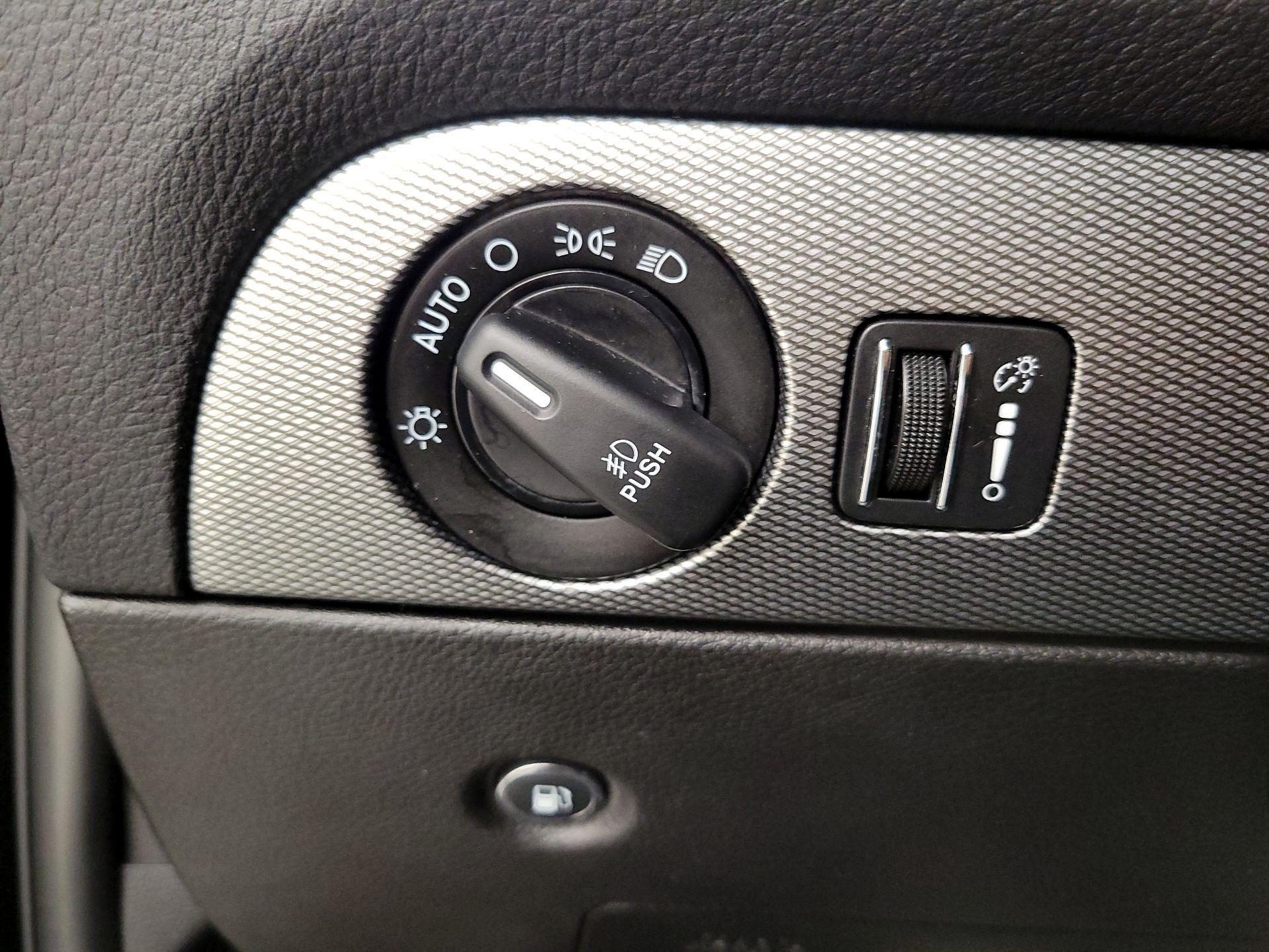 Thumbnail: 2019 Dodge Durango - 13