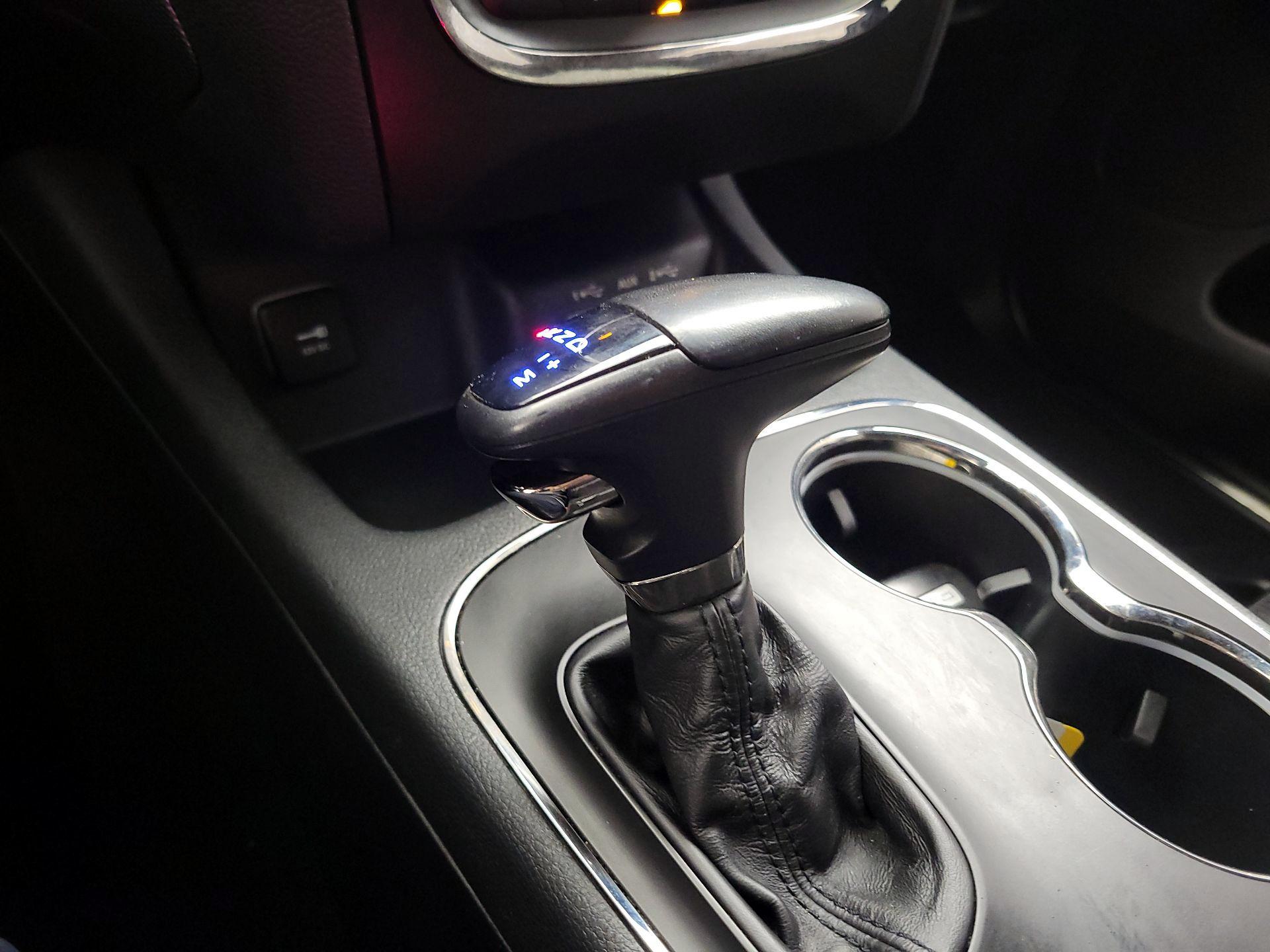 Thumbnail: 2019 Dodge Durango - 18